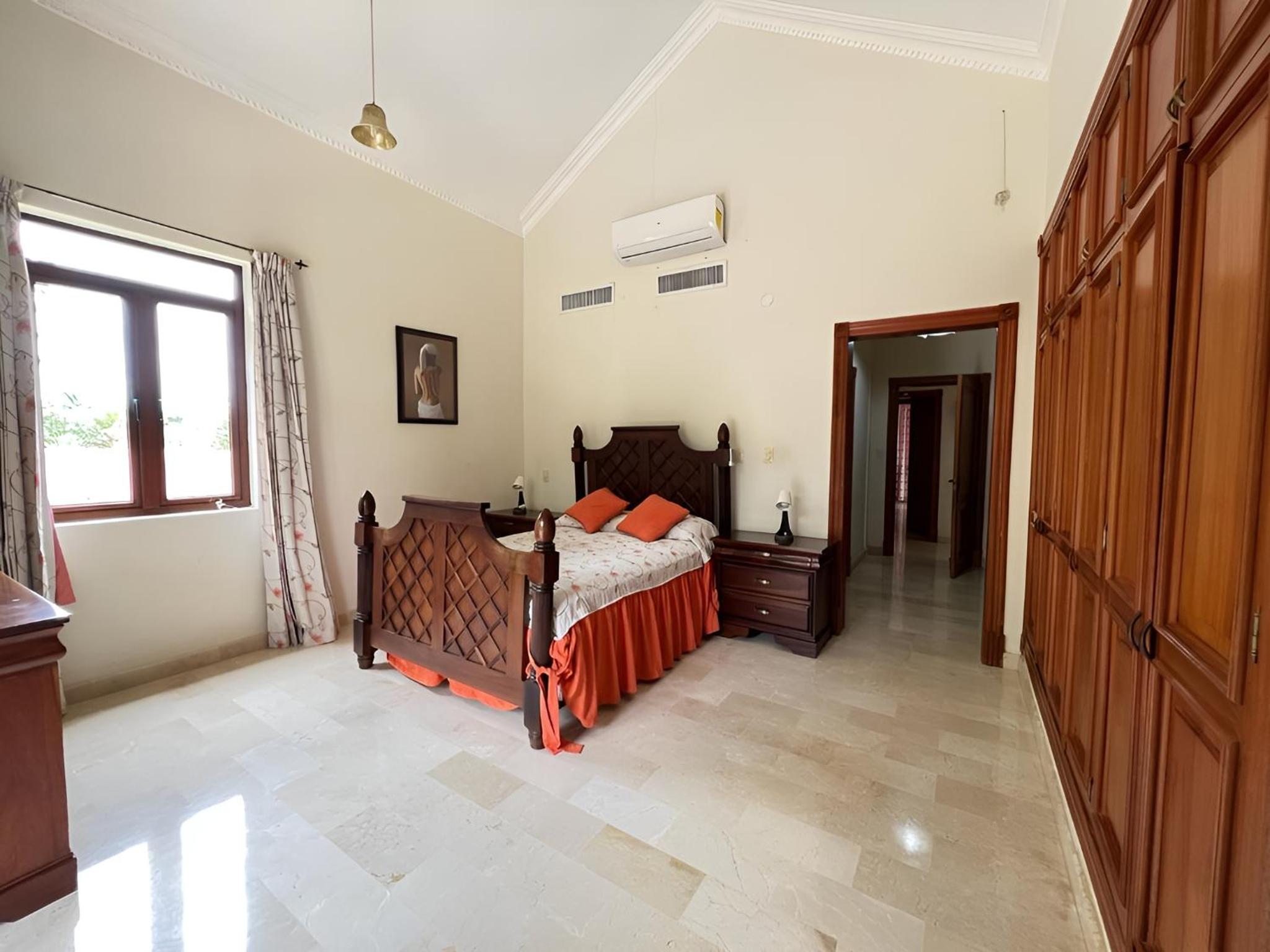 Metro Golf Villa
