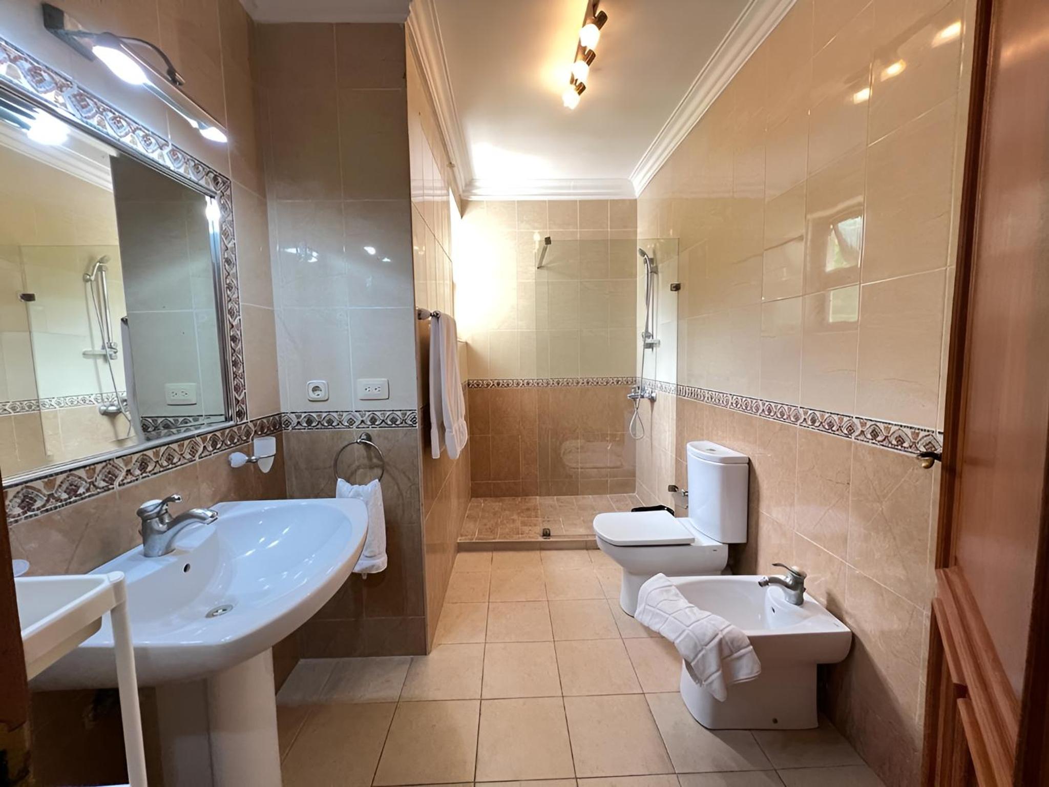 Metro Golf Villa