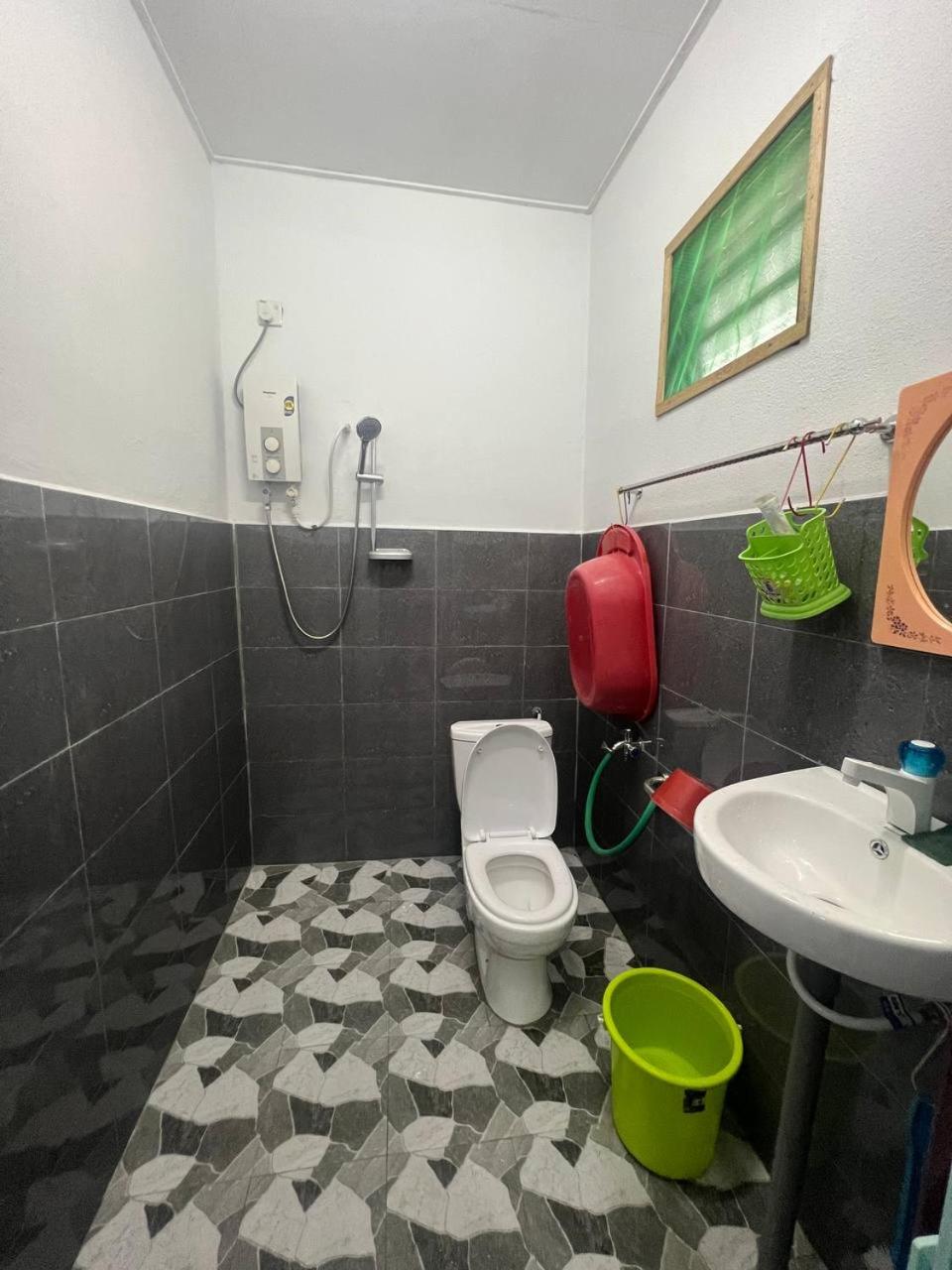 Nipah Medium Roomstay Parit Buntar photo 2