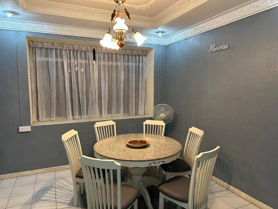 Hibiscus Homestay