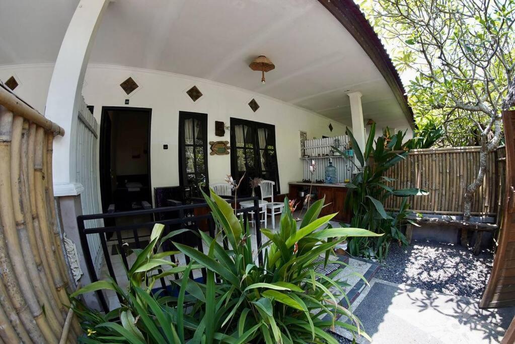 Jepun Villas 11 - One Bedroom with kitchen view 3