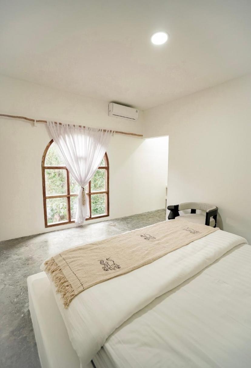 Hacienda Villa Watukarung view 4
