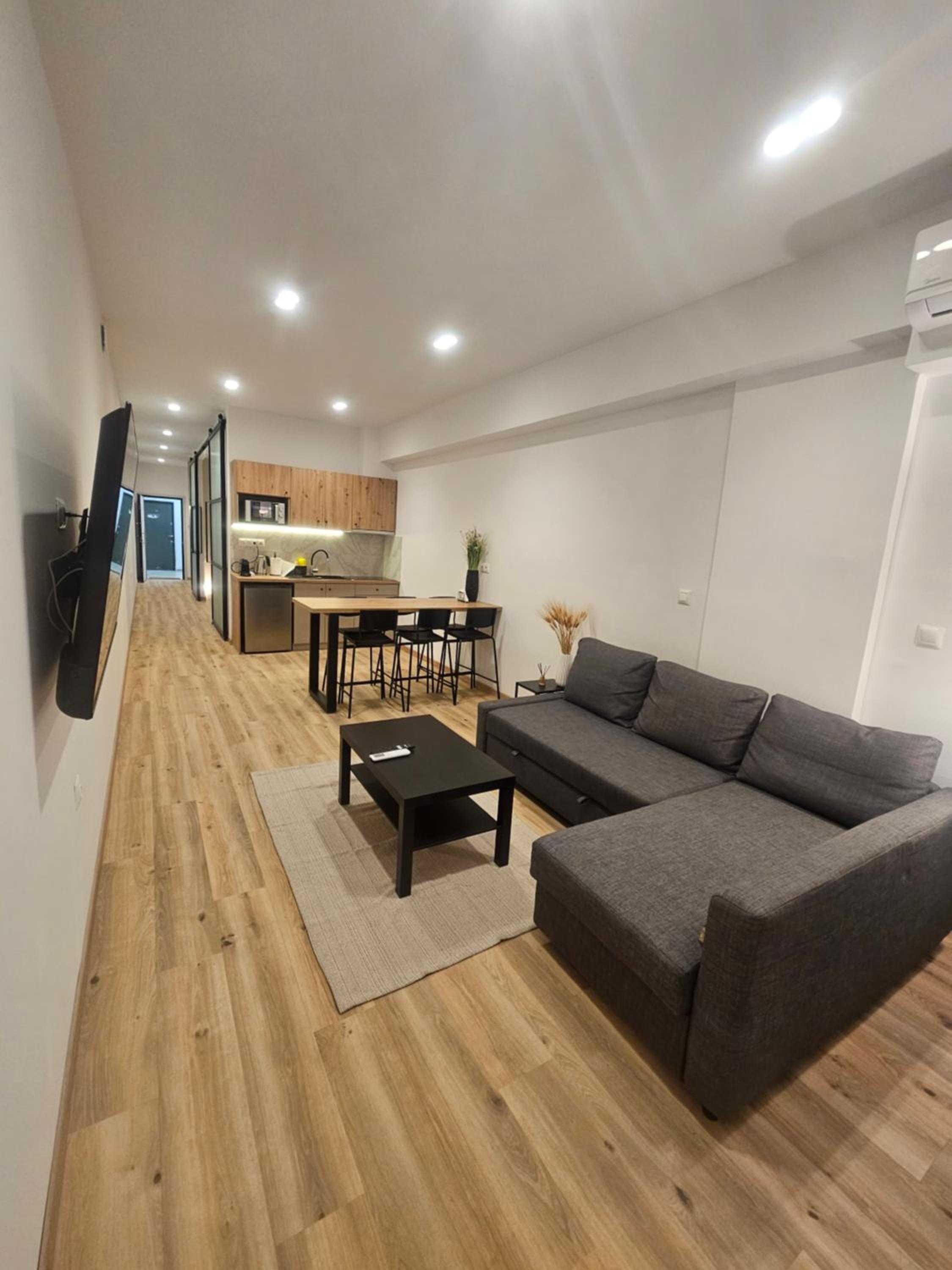 Sun Marco Apartments in Athens