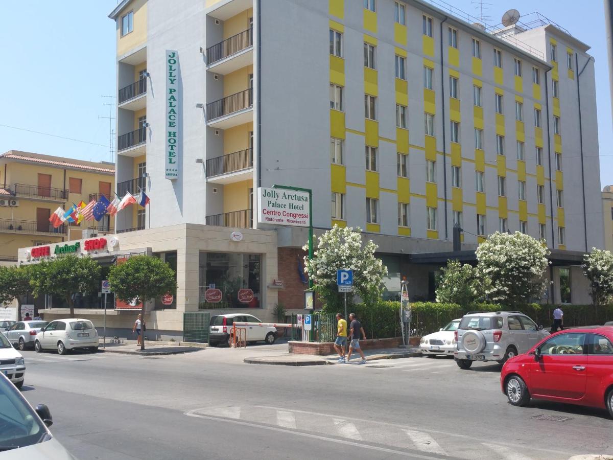 Hotel Aretusa Palace Hotel - Image 1