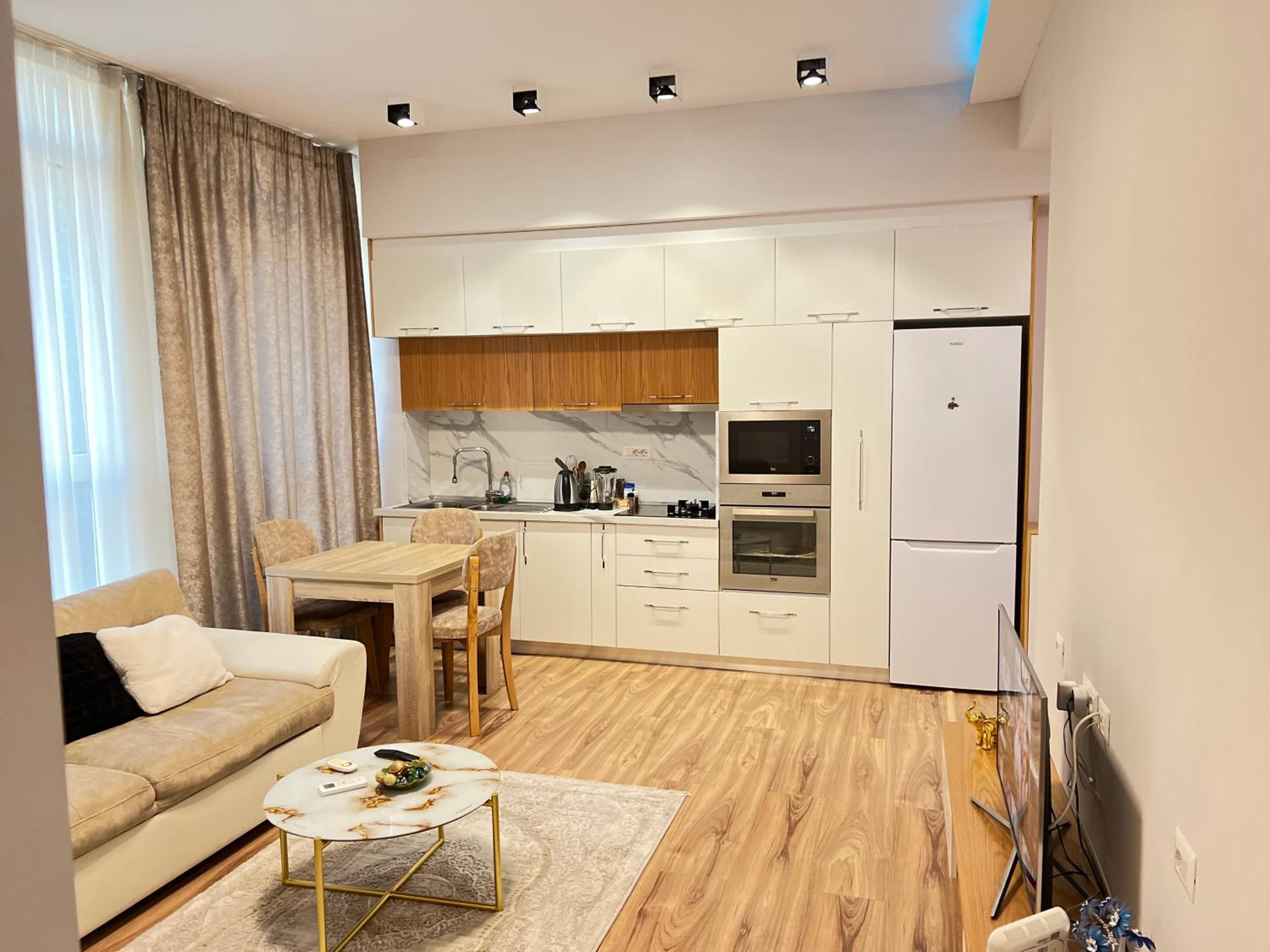 Experience New Bazaar Apartment 02