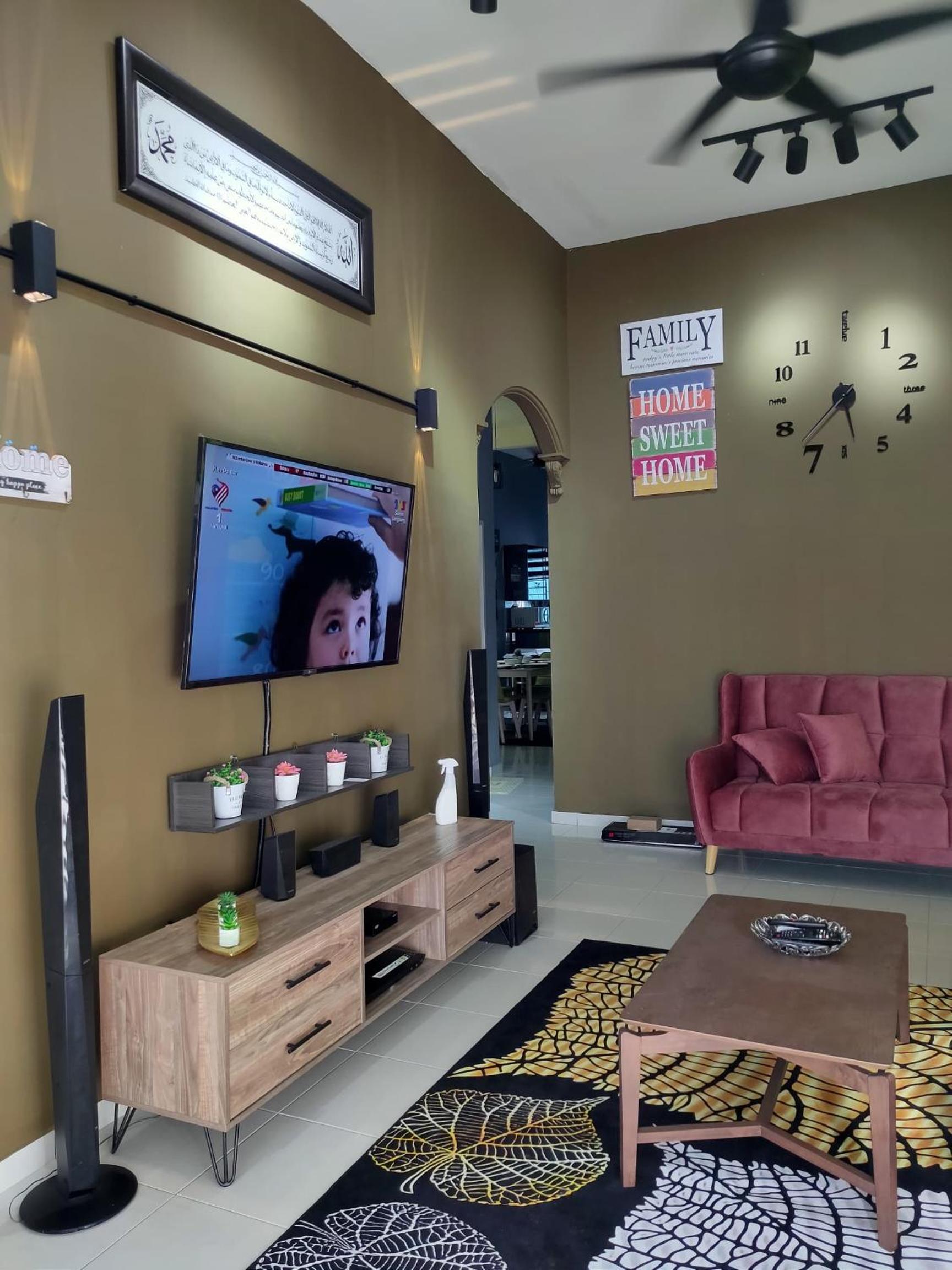 Amani Homestay Islam