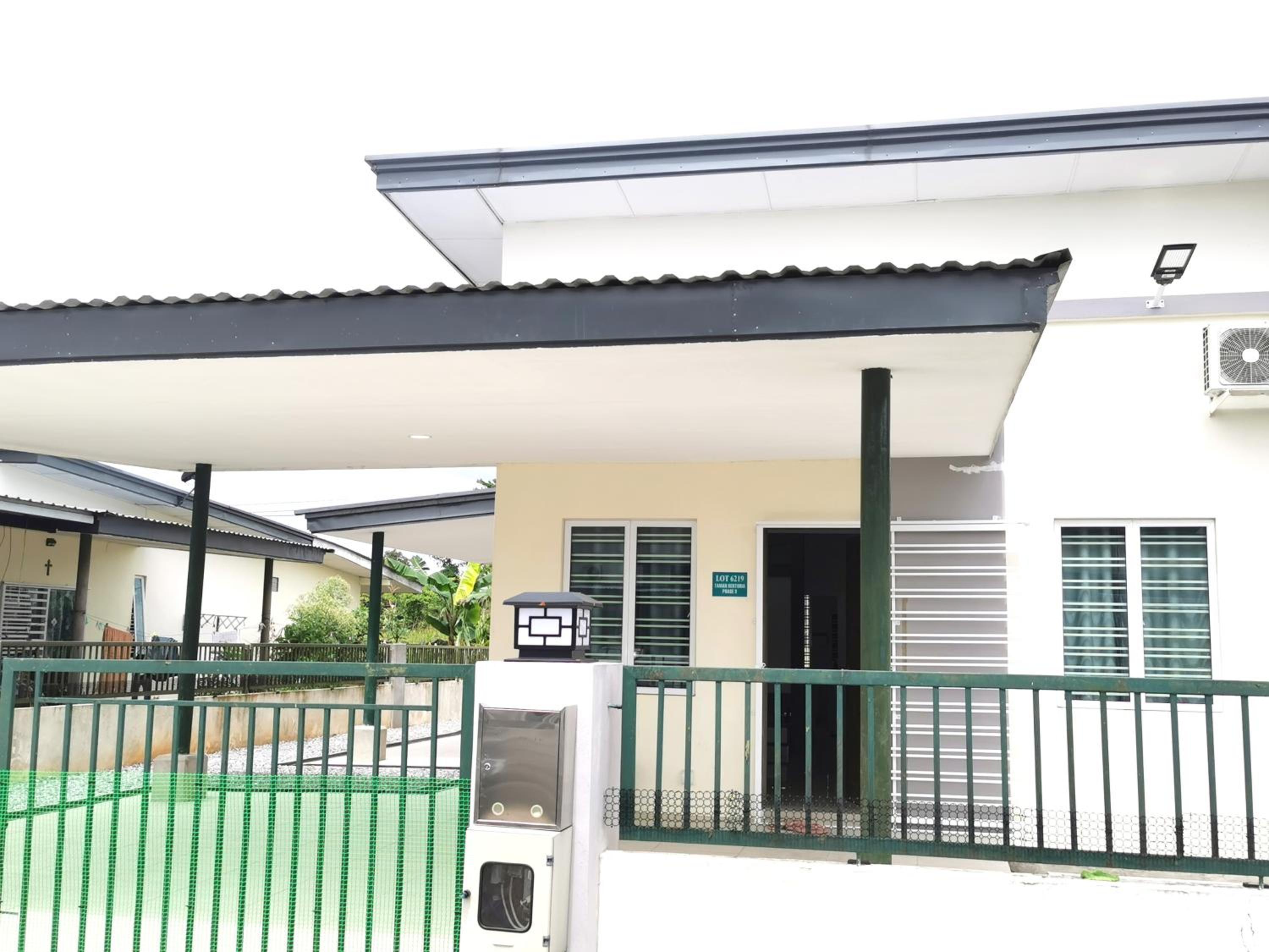 pen kyu house1 photo 1