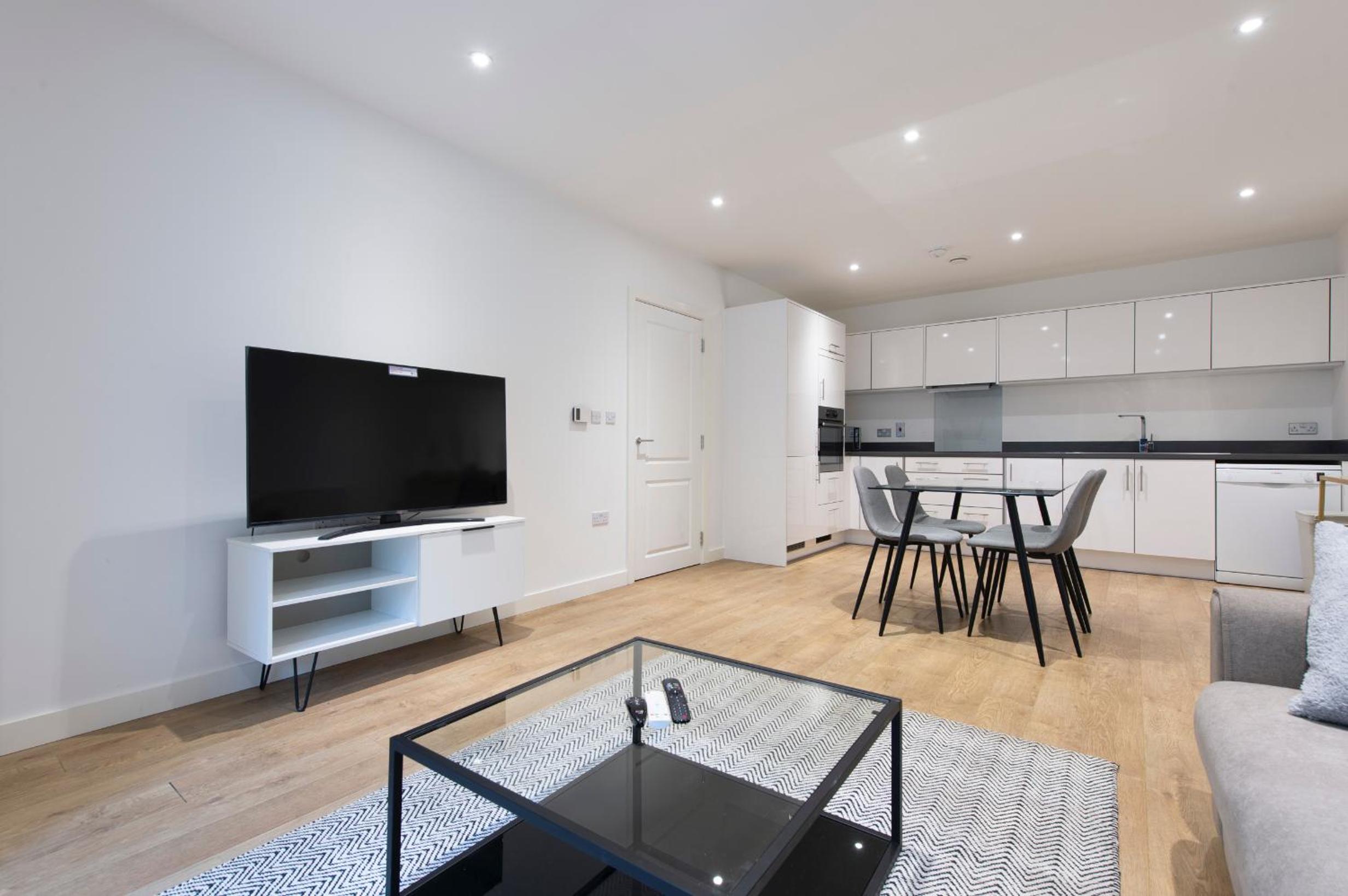 Stunning Luxury 2 Bedroom London Apartment