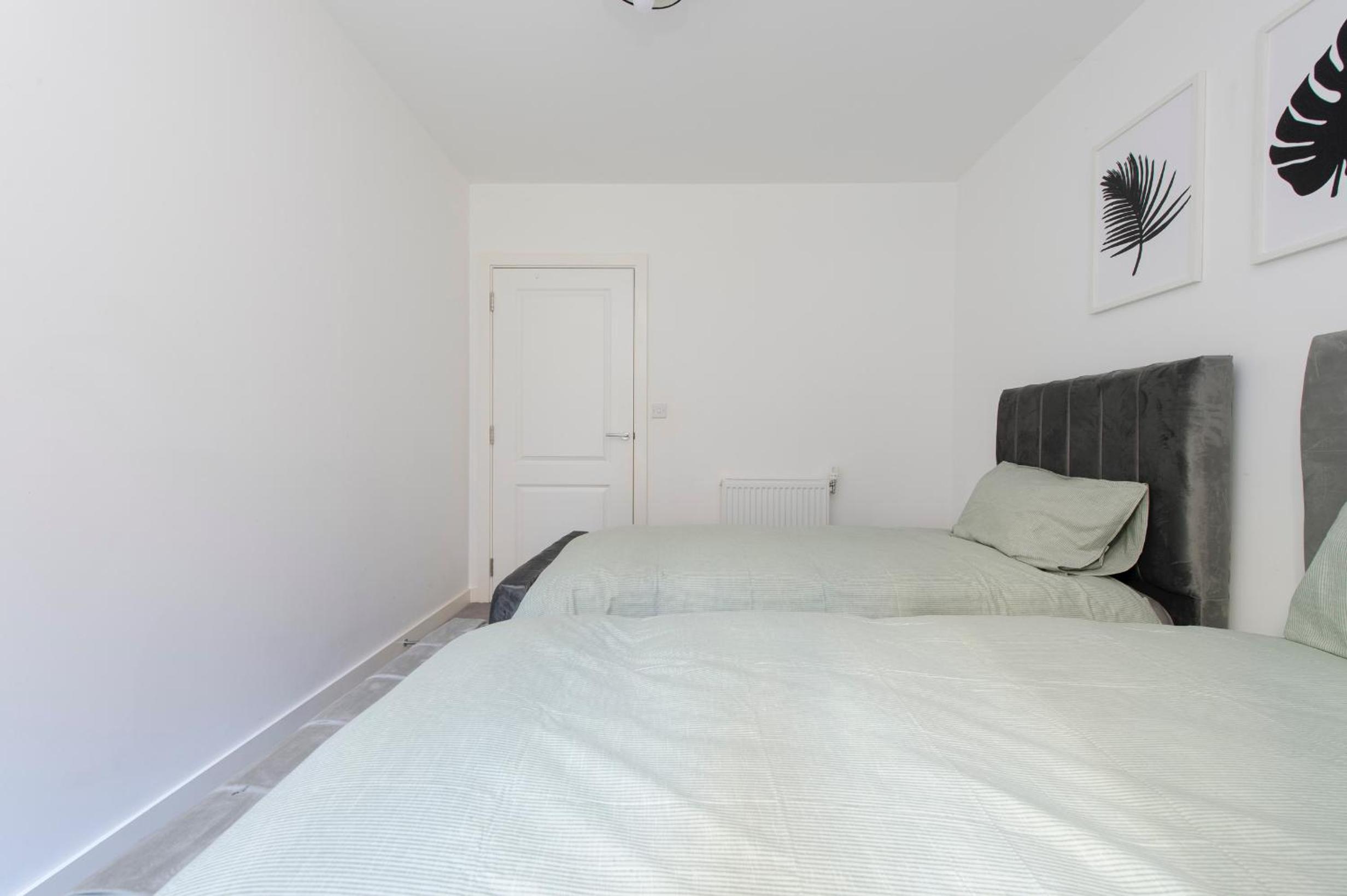 Stunning Luxury 2 Bedroom London Apartment