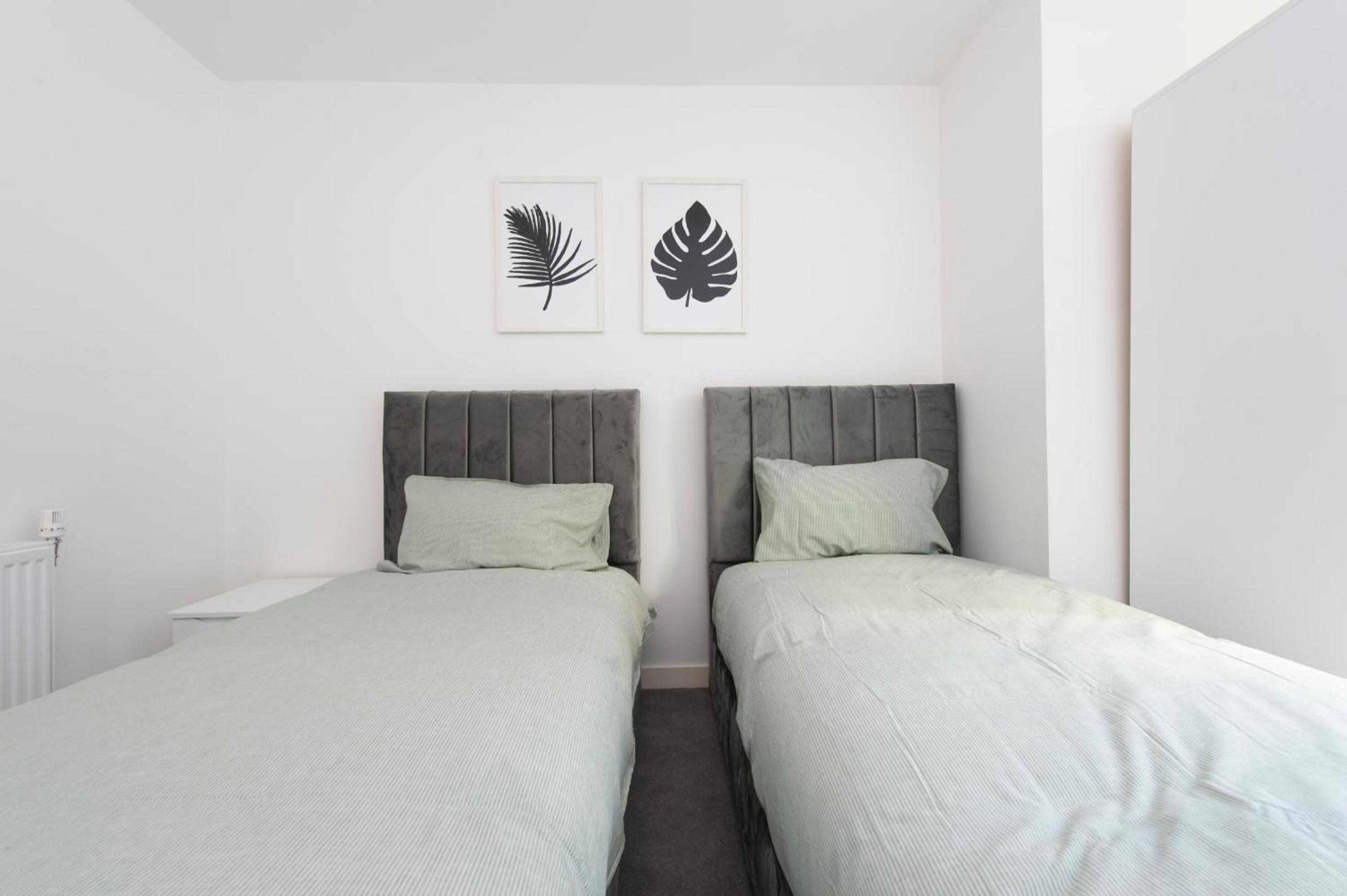 Stunning Luxury 2 Bedroom London Apartment