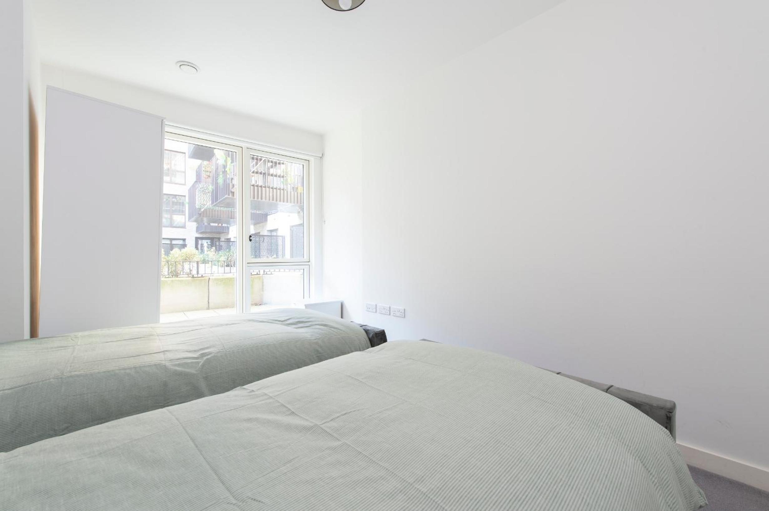 Stunning Luxury 2 Bedroom London Apartment
