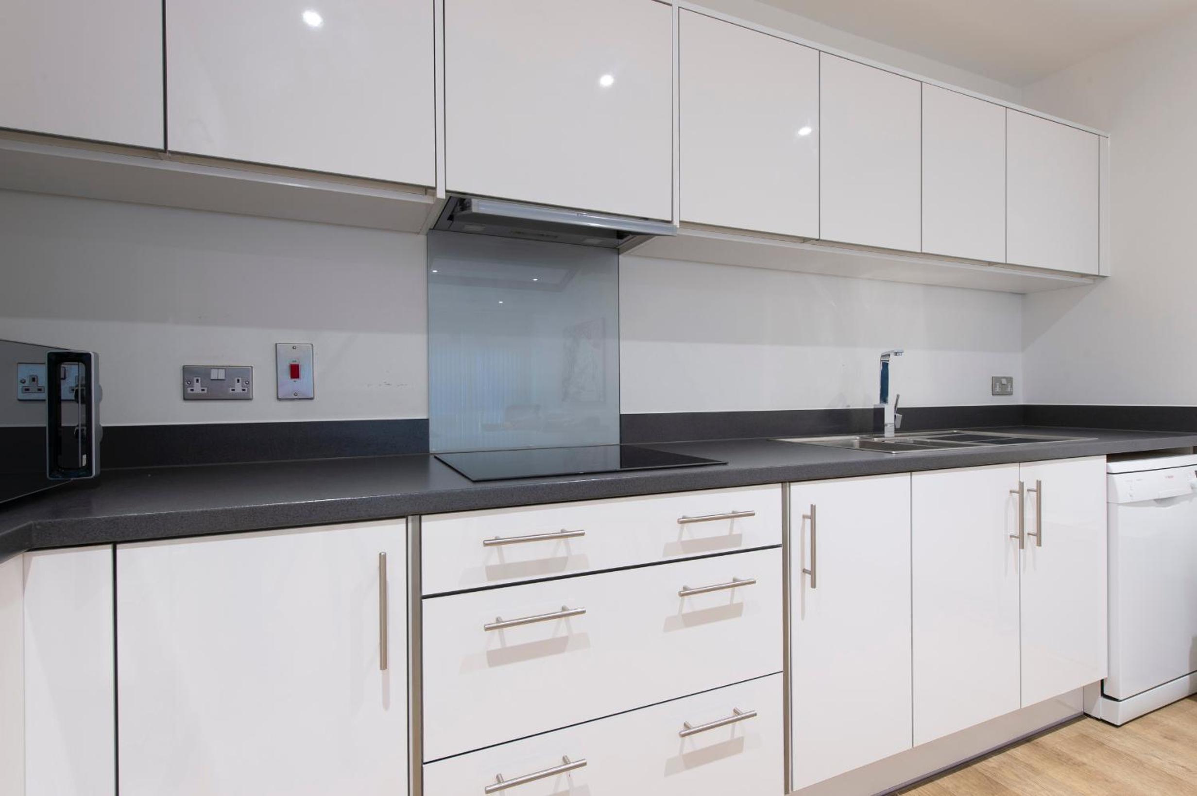 Stunning Luxury 2 Bedroom London Apartment