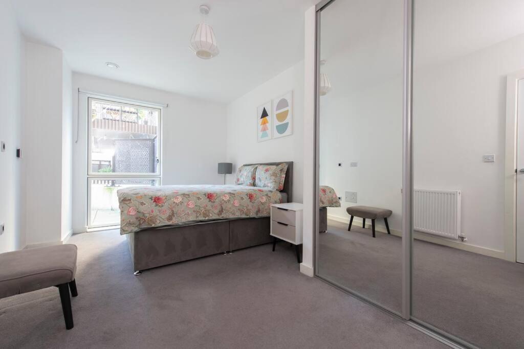 Stunning Luxury 2 Bedroom London Apartment