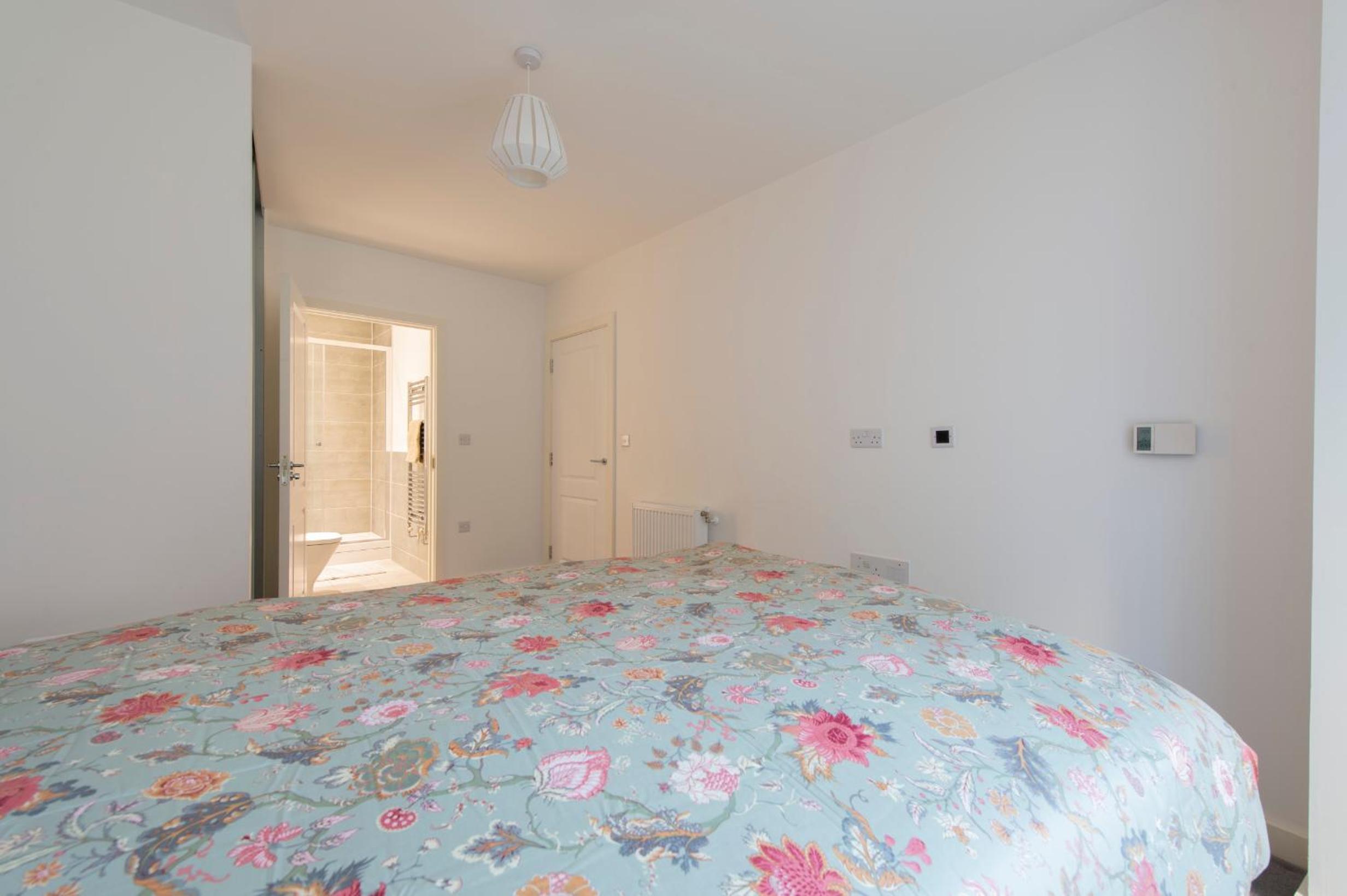 Stunning Luxury 2 Bedroom London Apartment