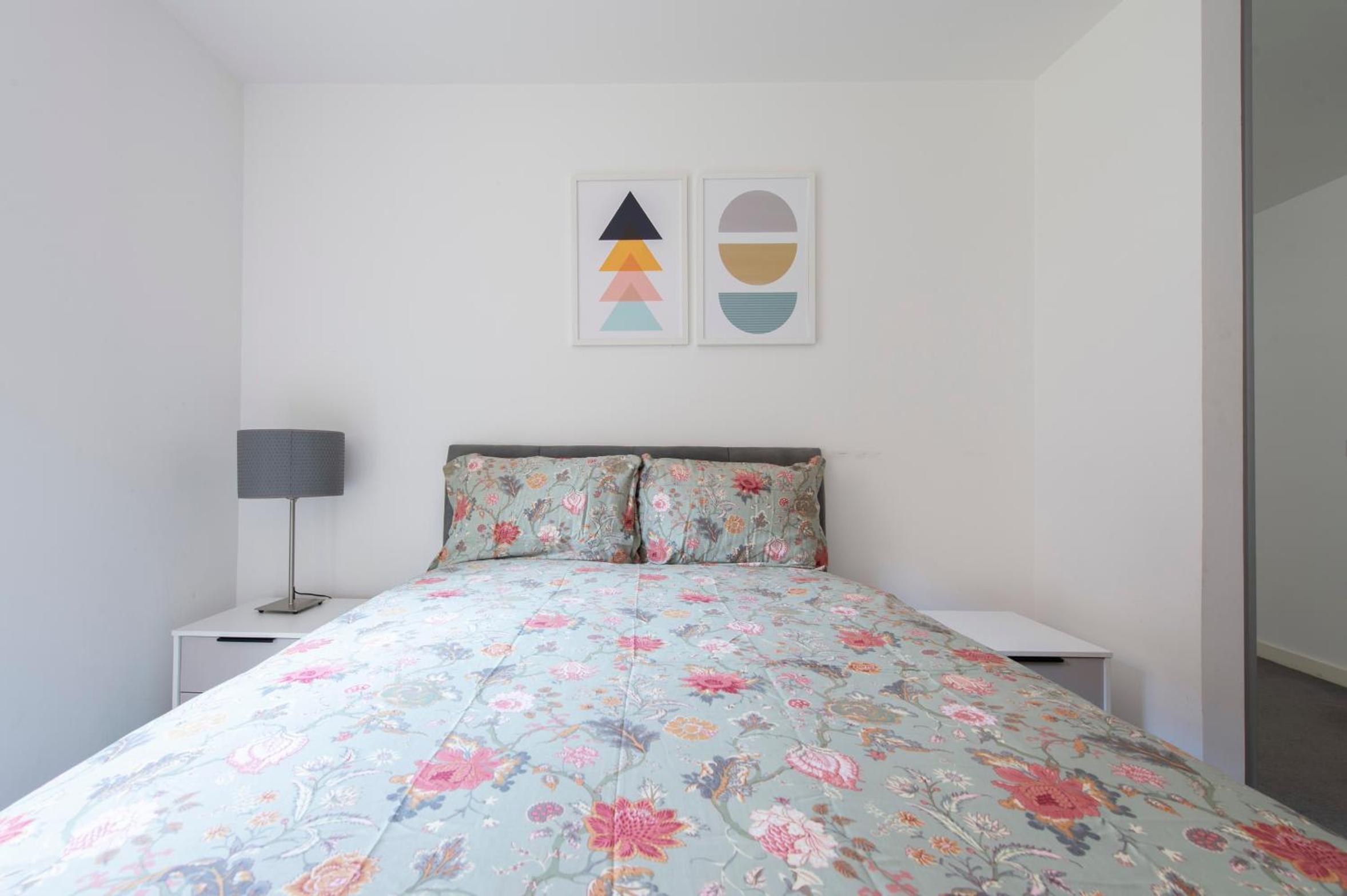 Stunning Luxury 2 Bedroom London Apartment
