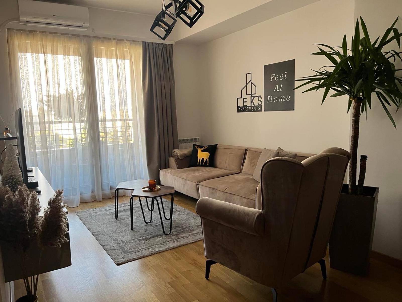 City LEKS apartment view 3