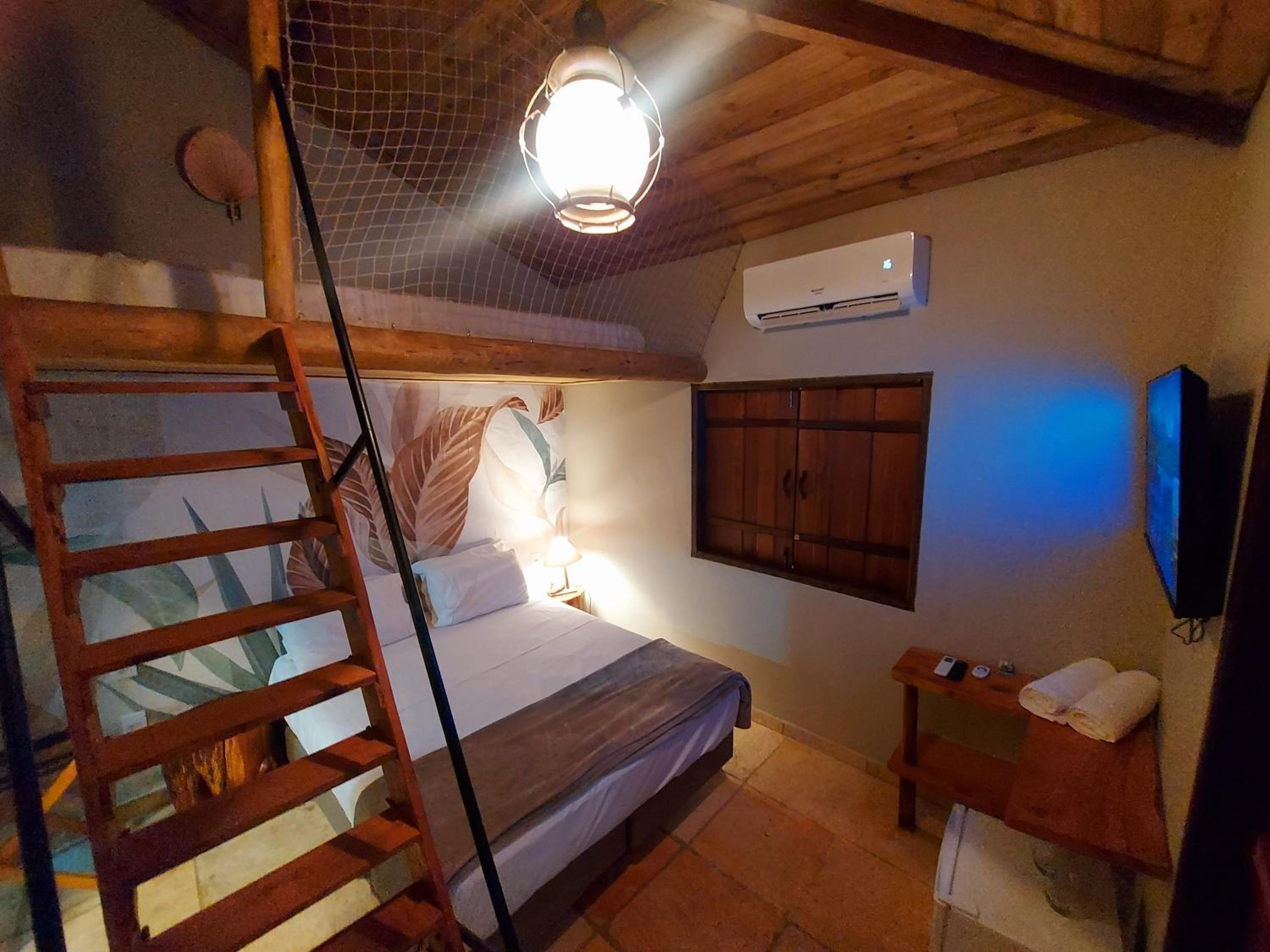 Salto Corumbá Hotel Camping Clube
