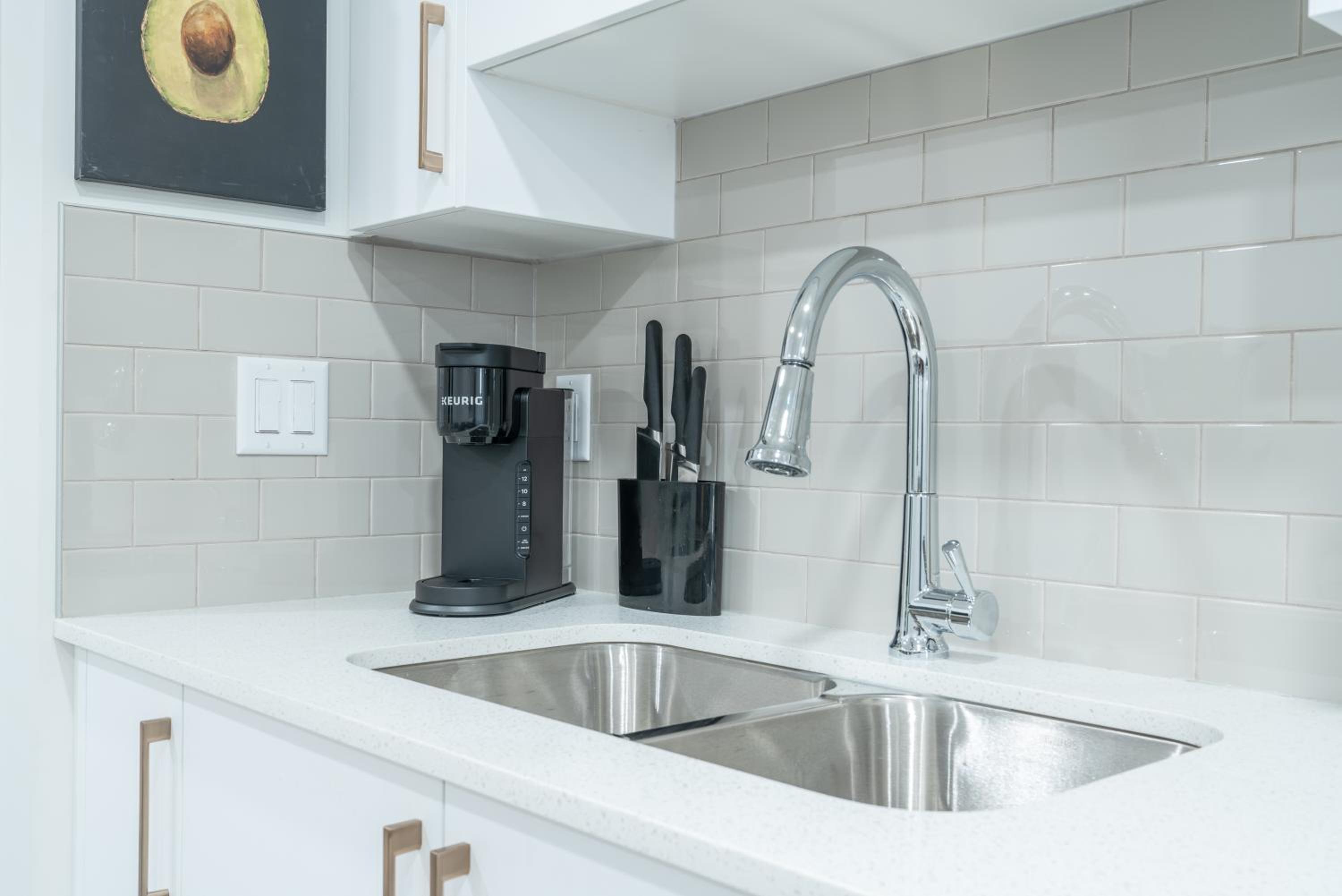 Stylish Getaway 2BD Basement by YMCA and South Health Campus Hospital