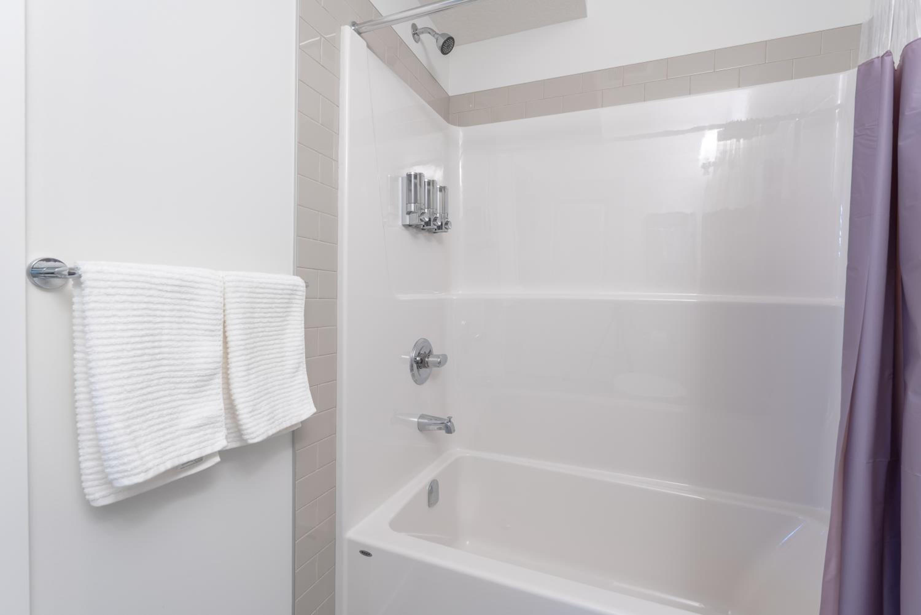 Stylish Getaway 2BD Basement by YMCA and South Health Campus Hospital