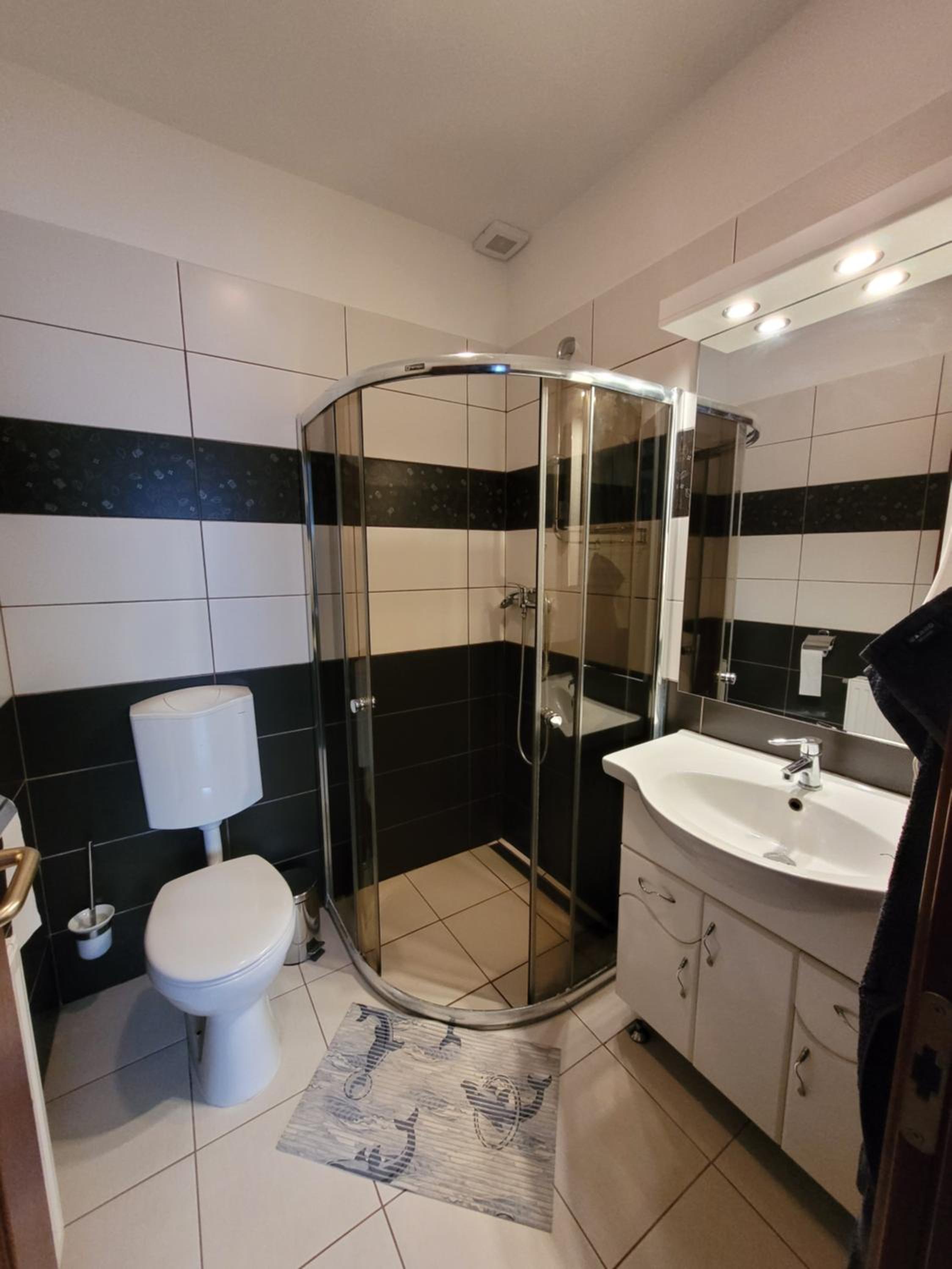 Eplényi Apartmanház view 3