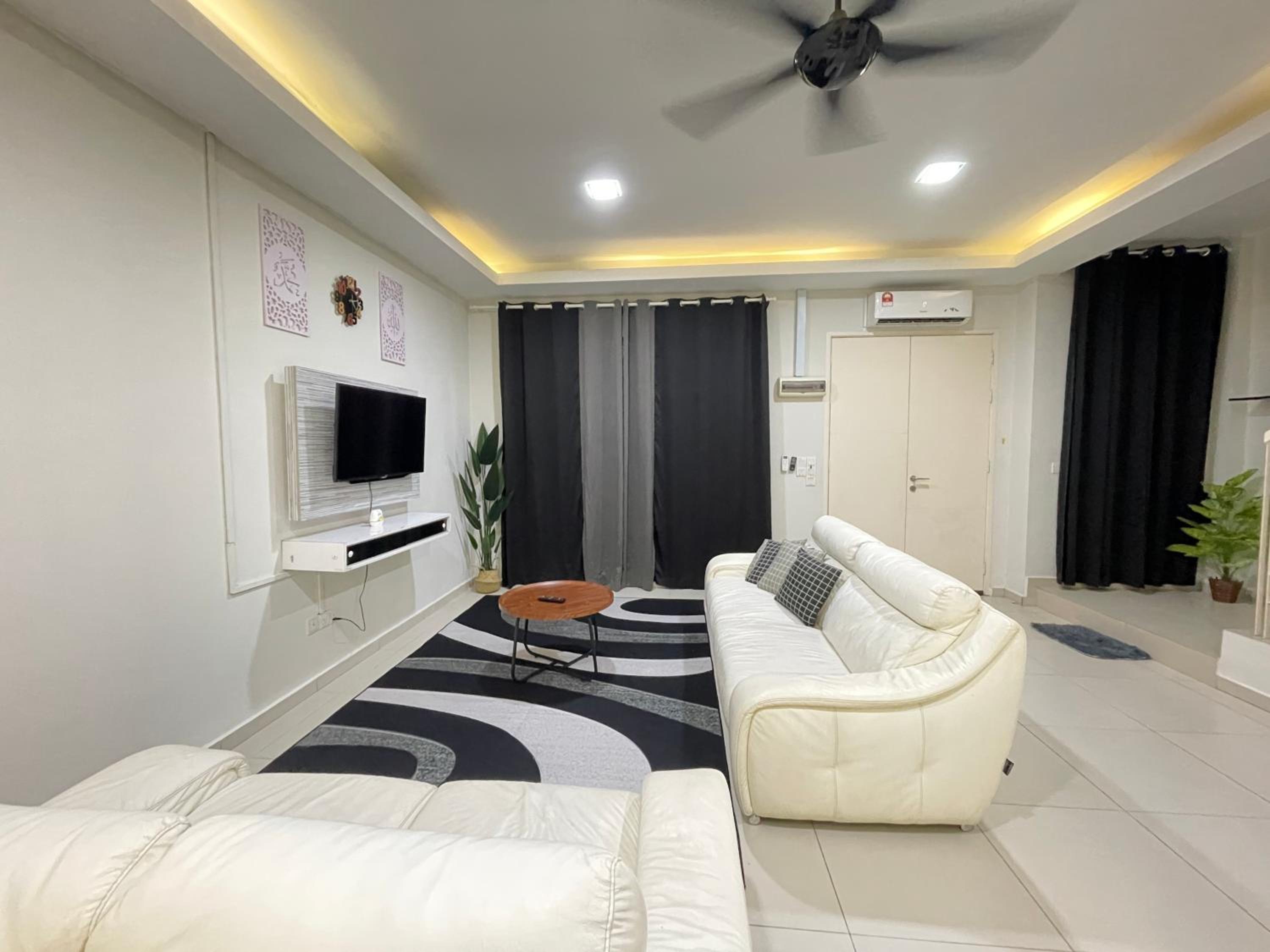 HANZ HOMESTAY MELAKA 3 - For Muslim photo 1