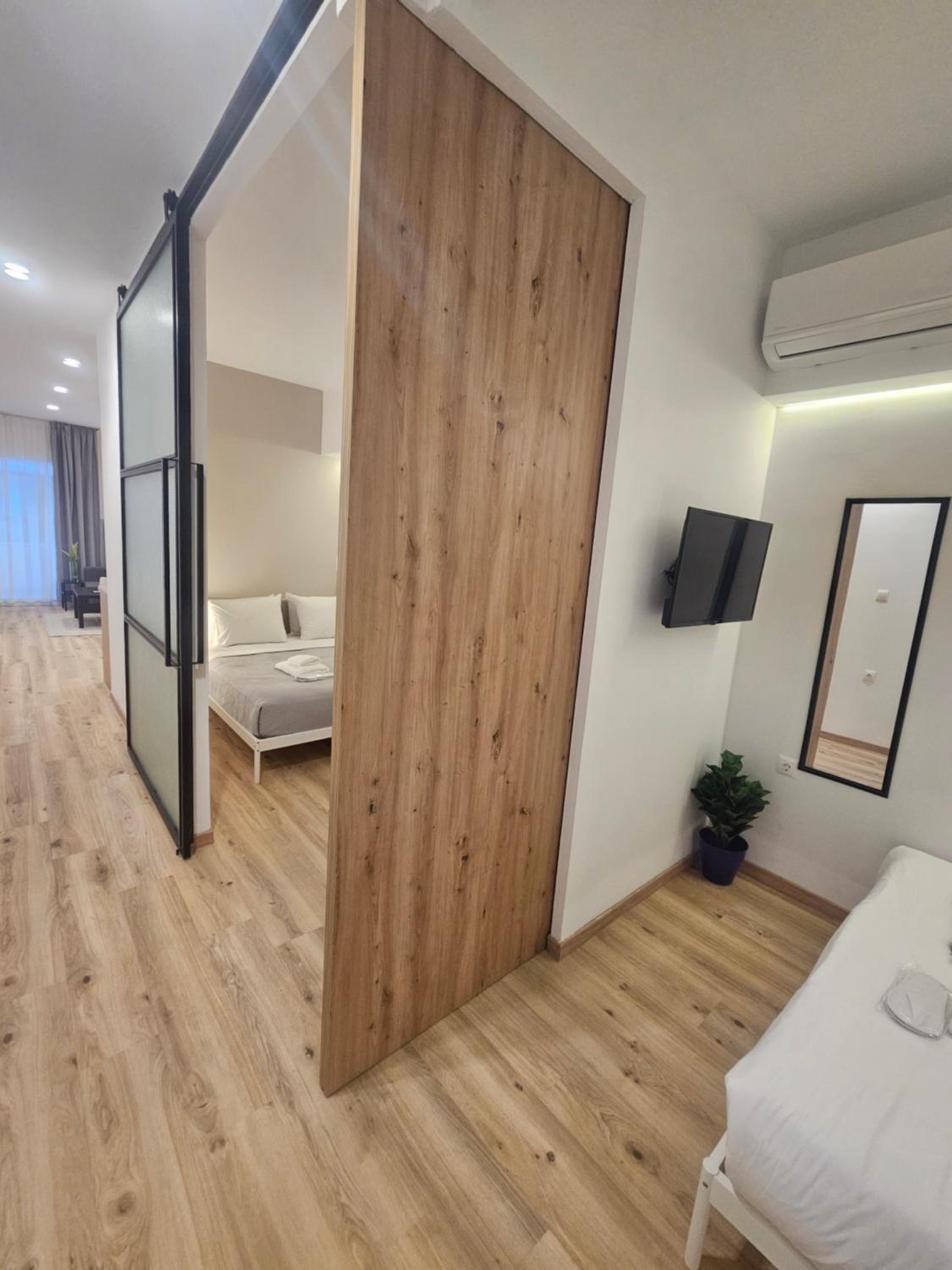 Sun Marco Apartments in Athens