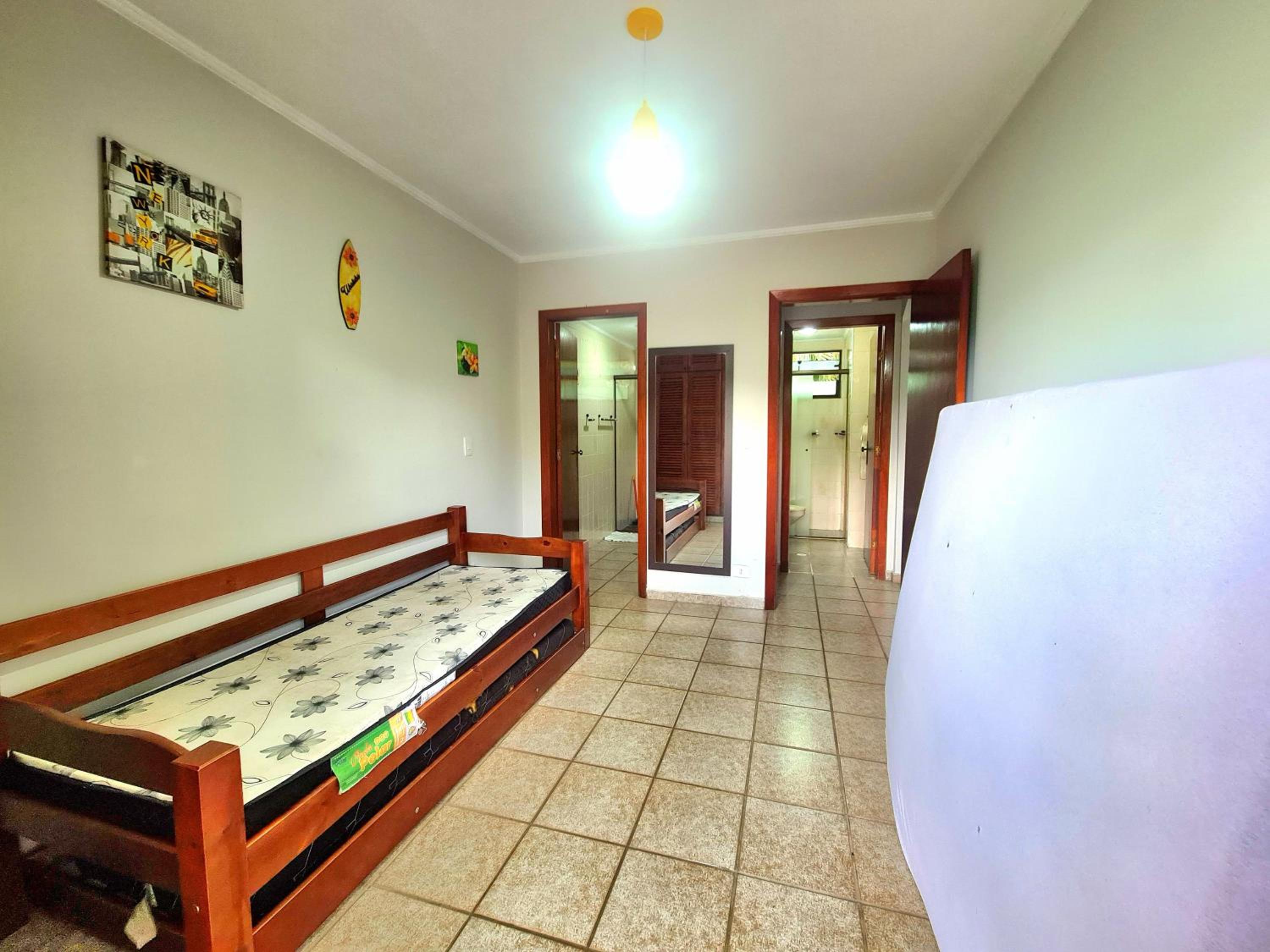 Apartamento com piscina no Itaguá em Ubatuba