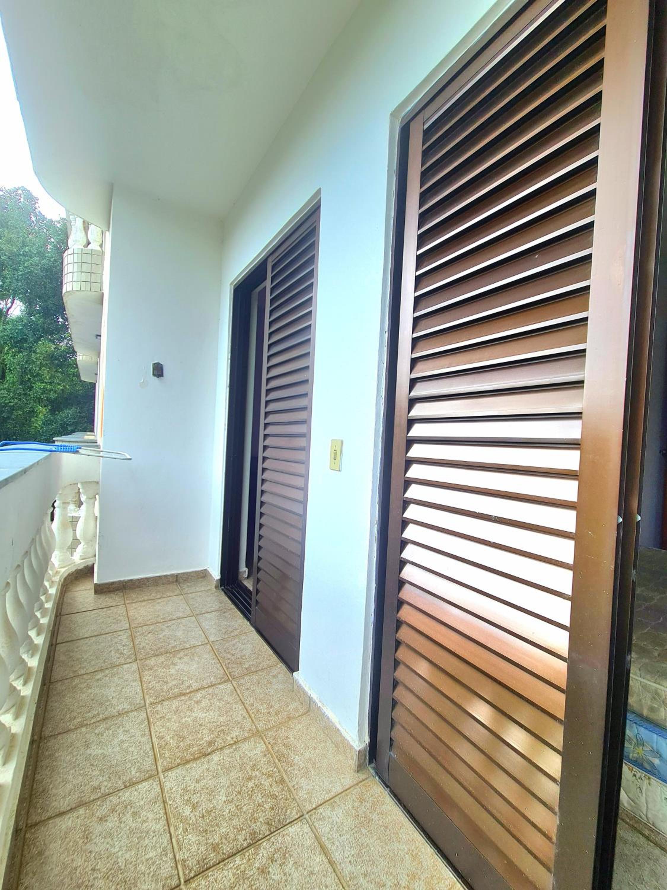 Apartamento com piscina no Itaguá em Ubatuba