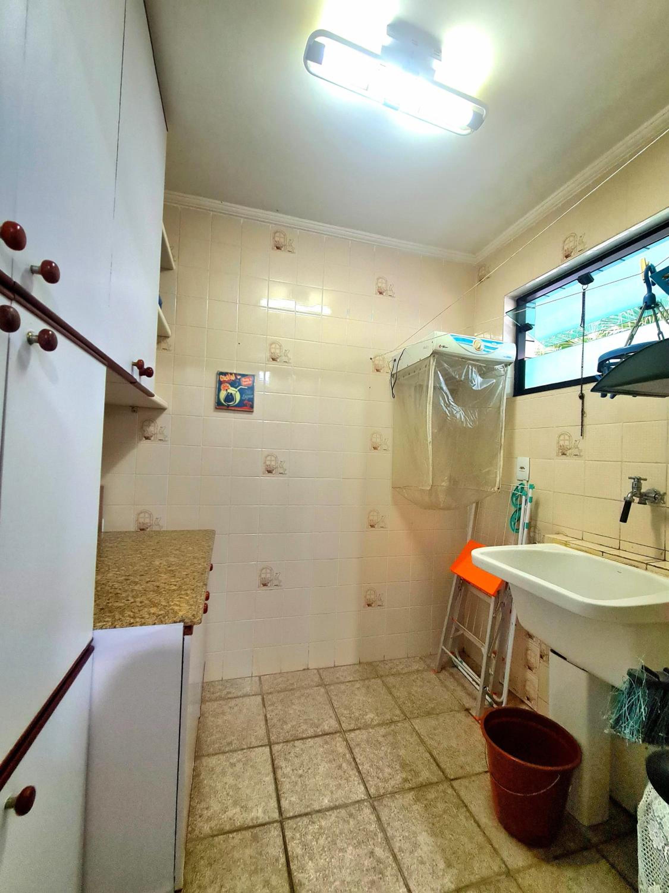 Apartamento com piscina no Itaguá em Ubatuba