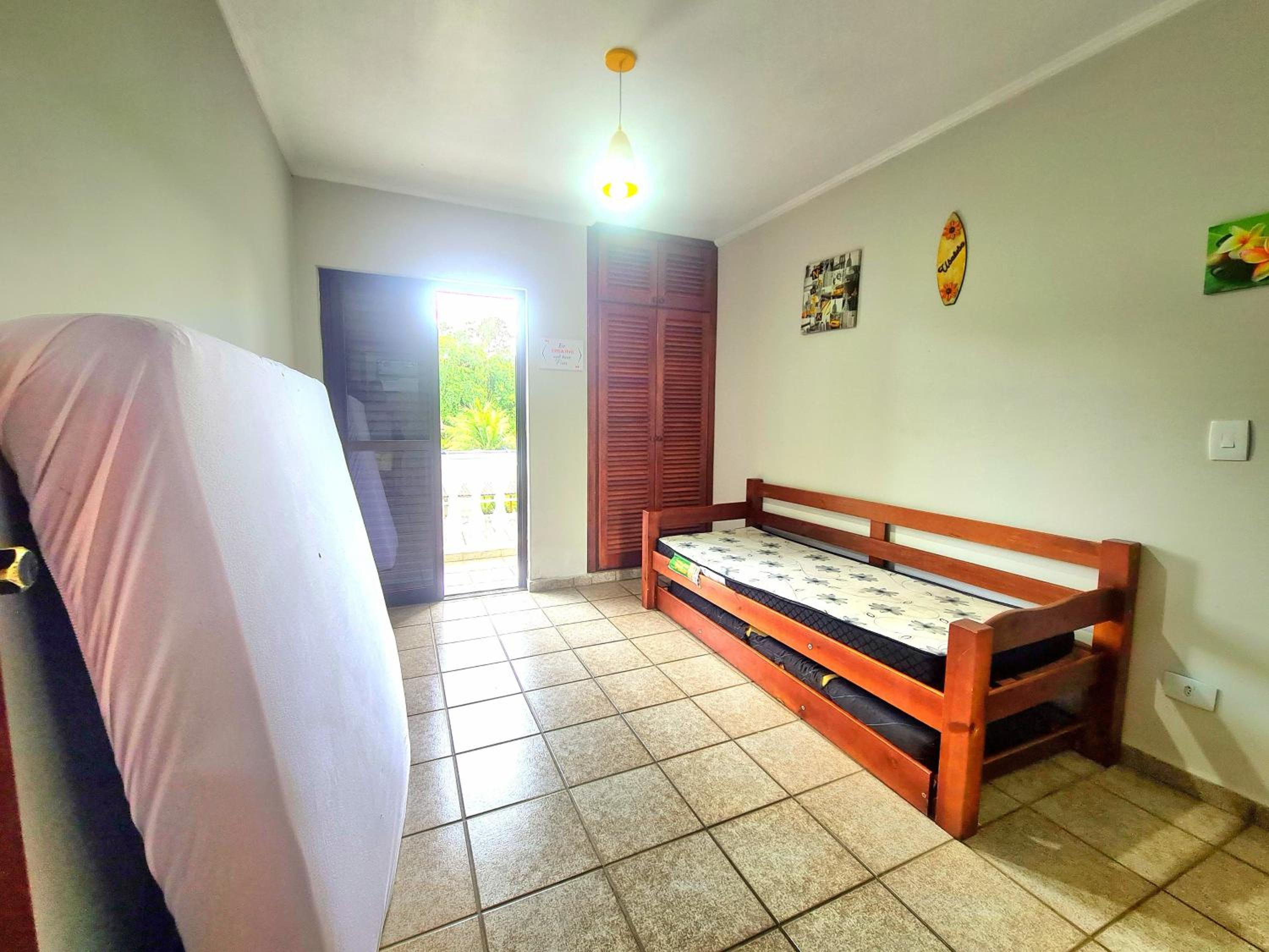 Apartamento com piscina no Itaguá em Ubatuba