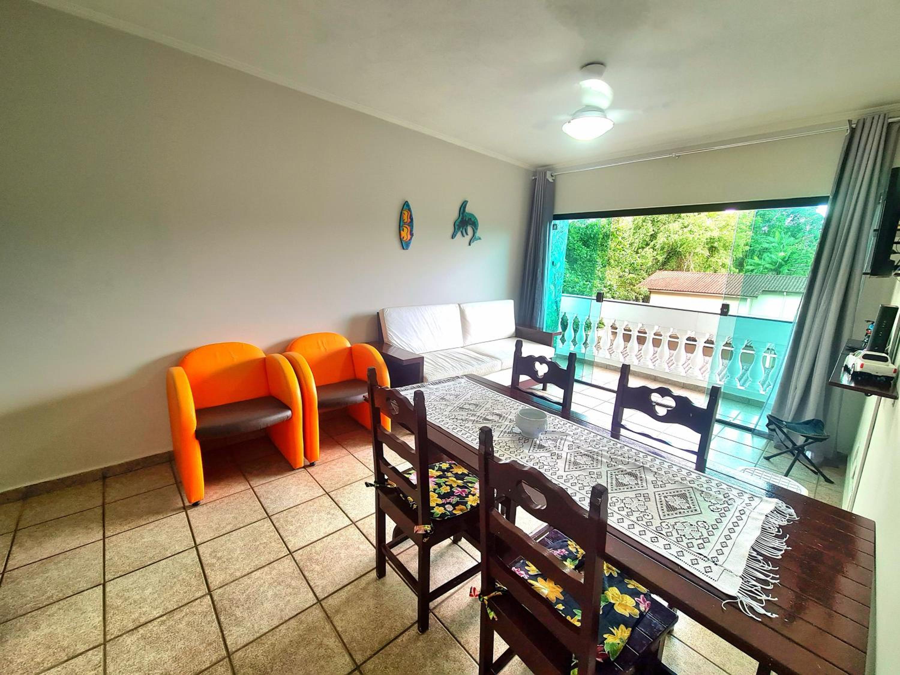Apartamento com piscina no Itaguá em Ubatuba