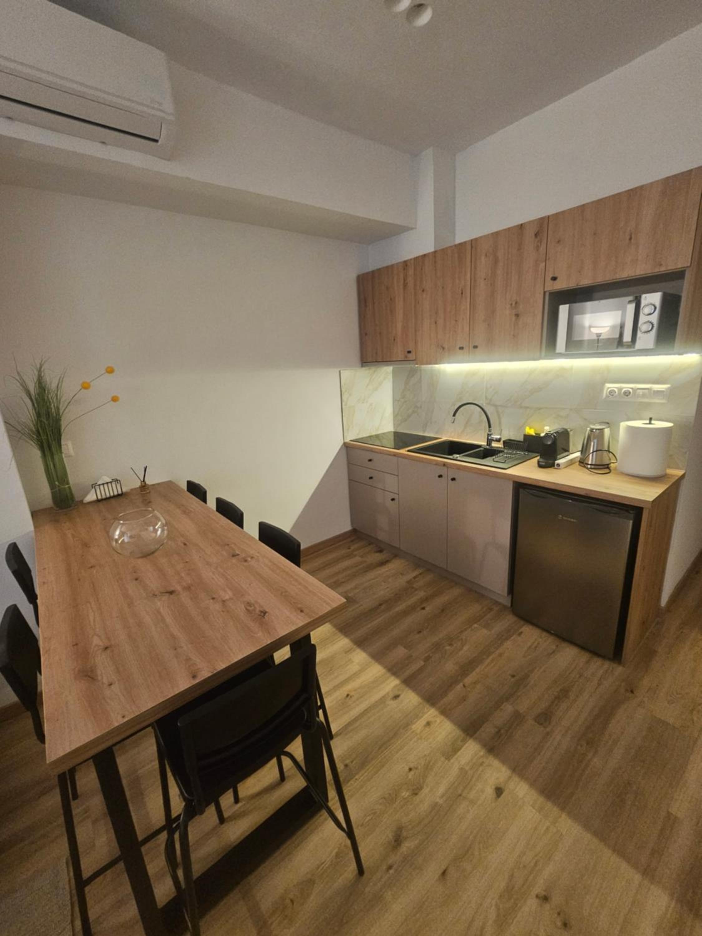 Sun Marco Apartments in Athens