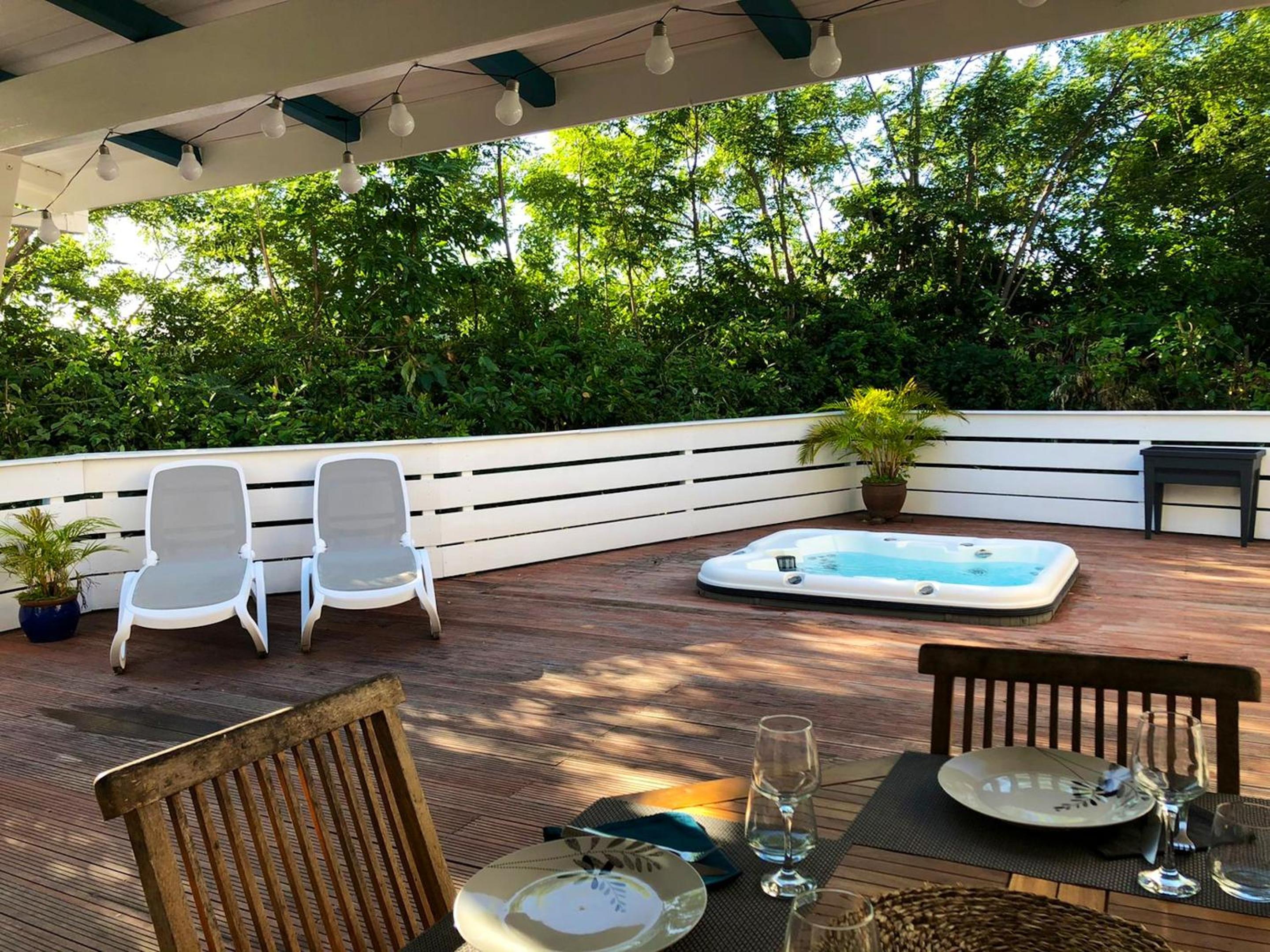 Maison charmante à Les Trois-Îlets avec jacuzzi view 2