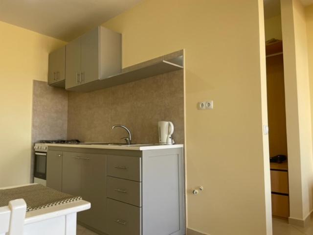 Beauty Plaza Suites