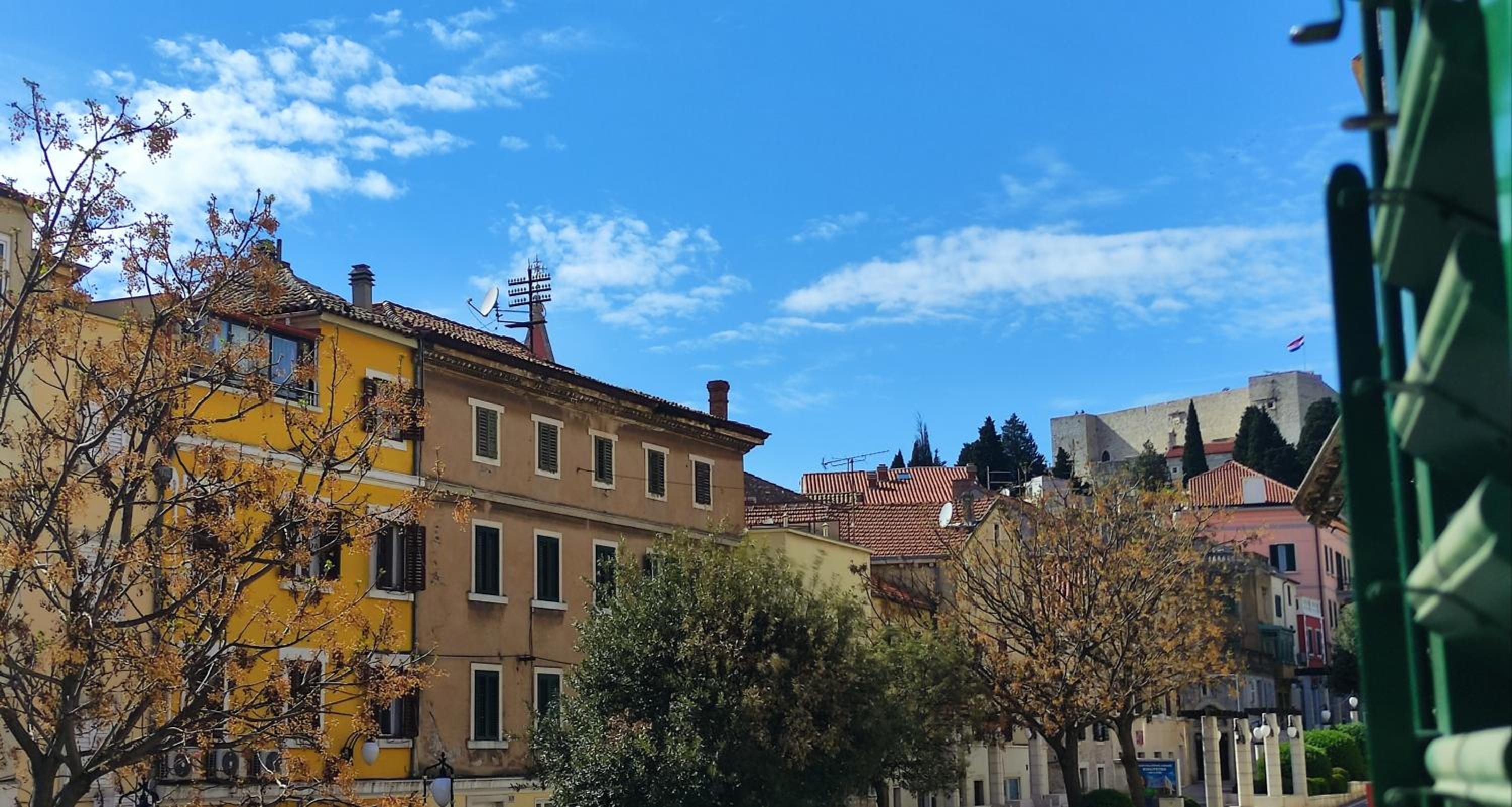 City Center Apartment - Sleeps 4