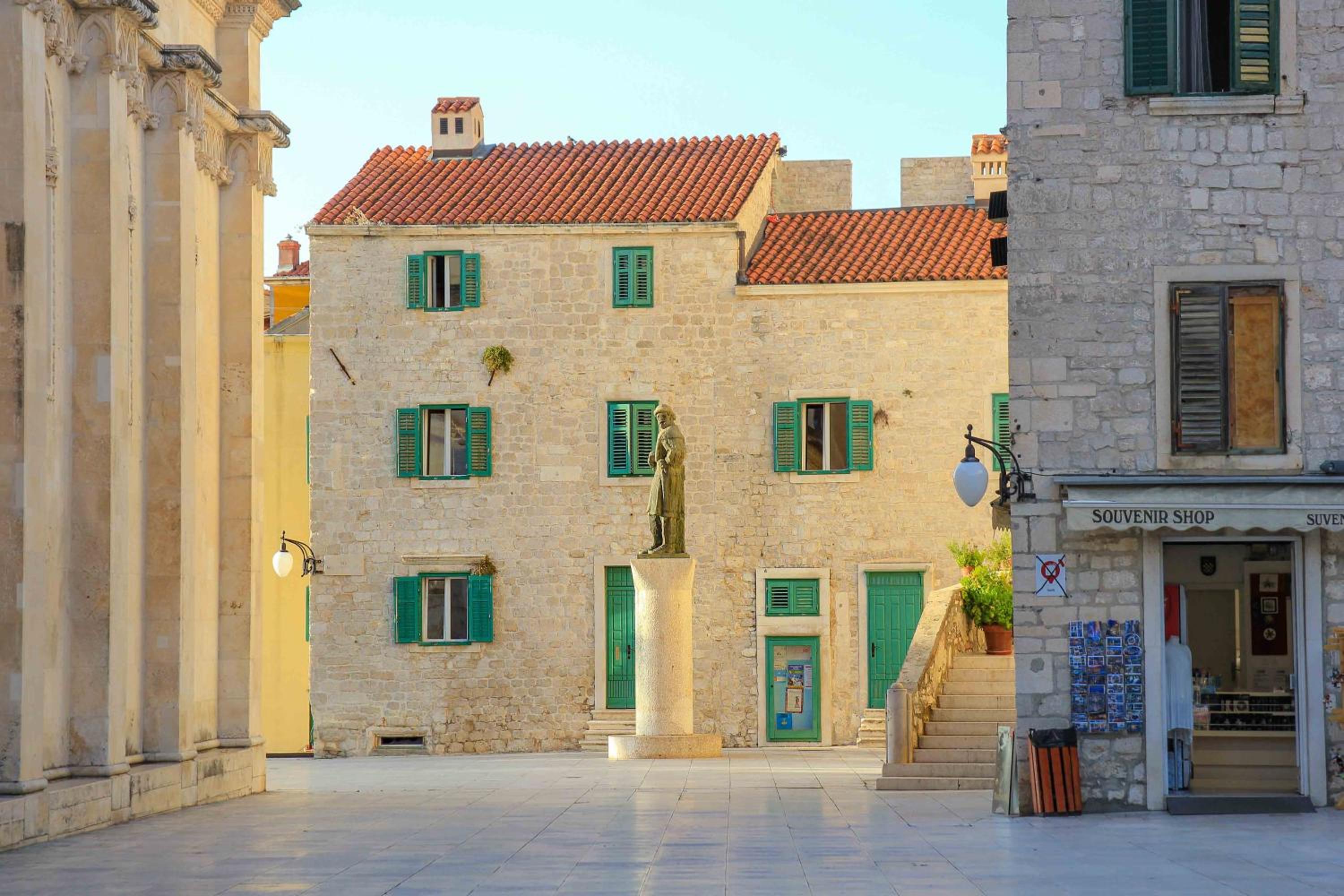 City Center Apartment - Sleeps 4