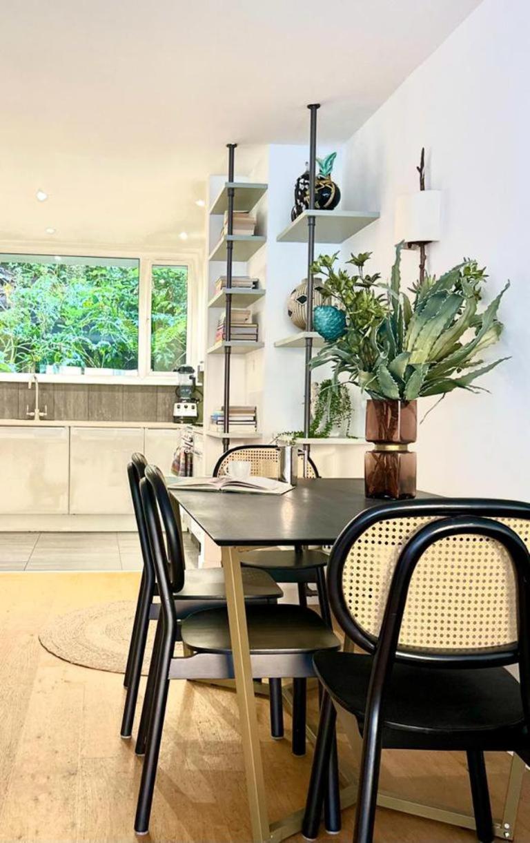 3 bdrm Notting Hill Mews house - 2 balconies