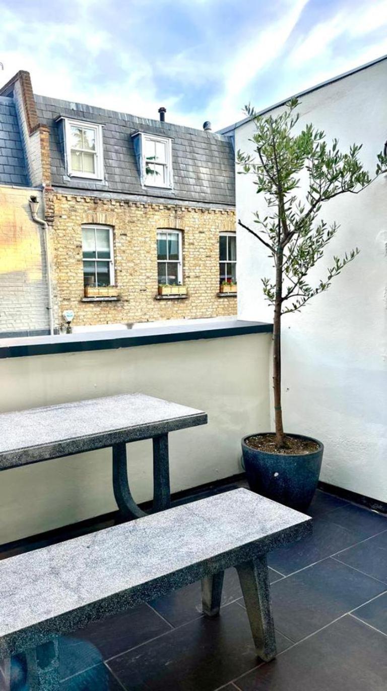 3 bdrm Notting Hill Mews house - 2 balconies