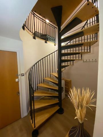 Apartment 3, Warehouse K