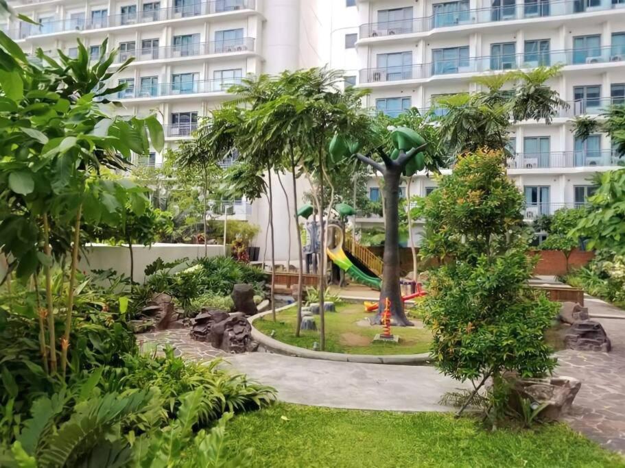 Aveline Suites Elite Rockwell view ACQUA Private Residences near Rockwell Makati view 4