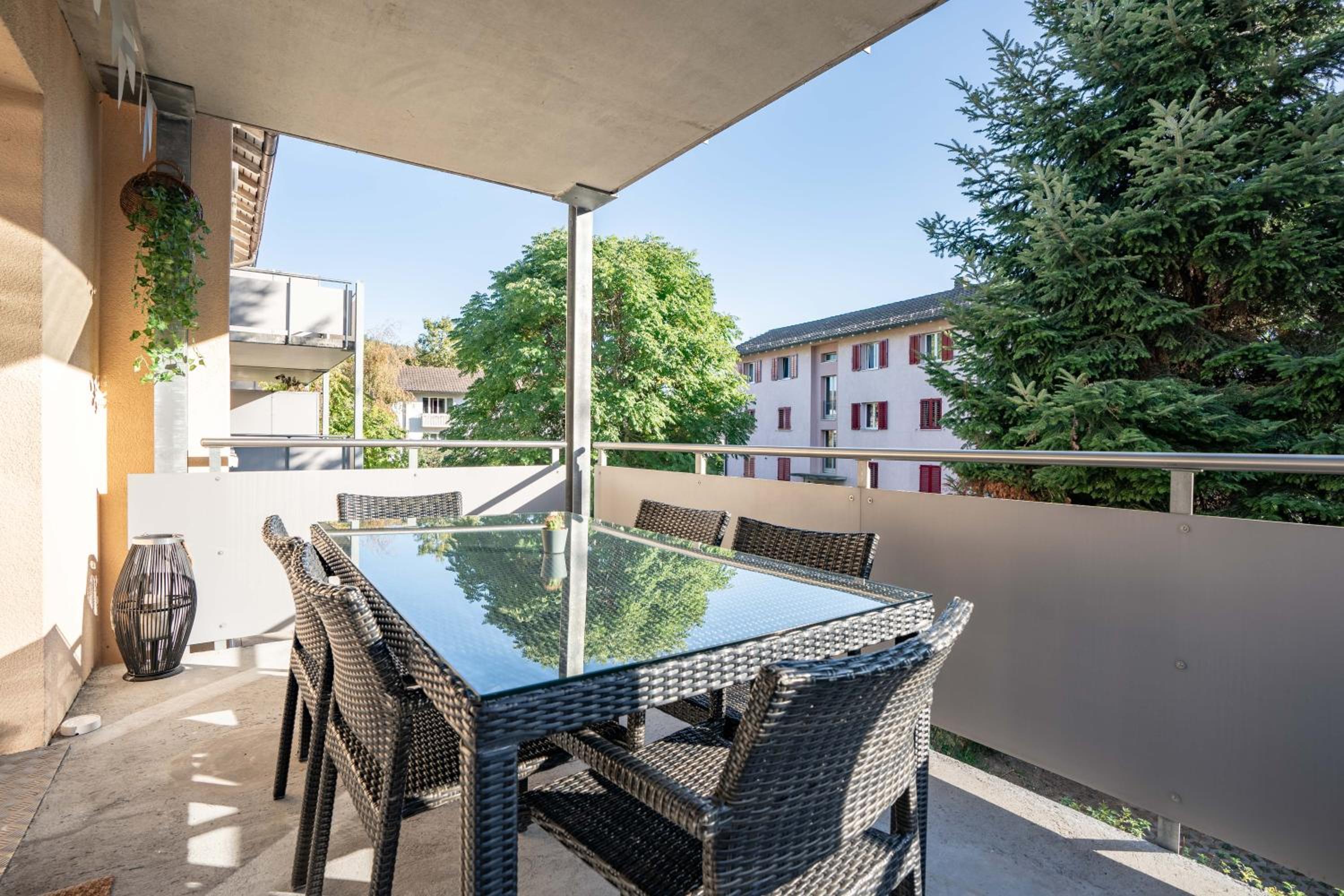 Moderne Wohnung mit Parkplatz