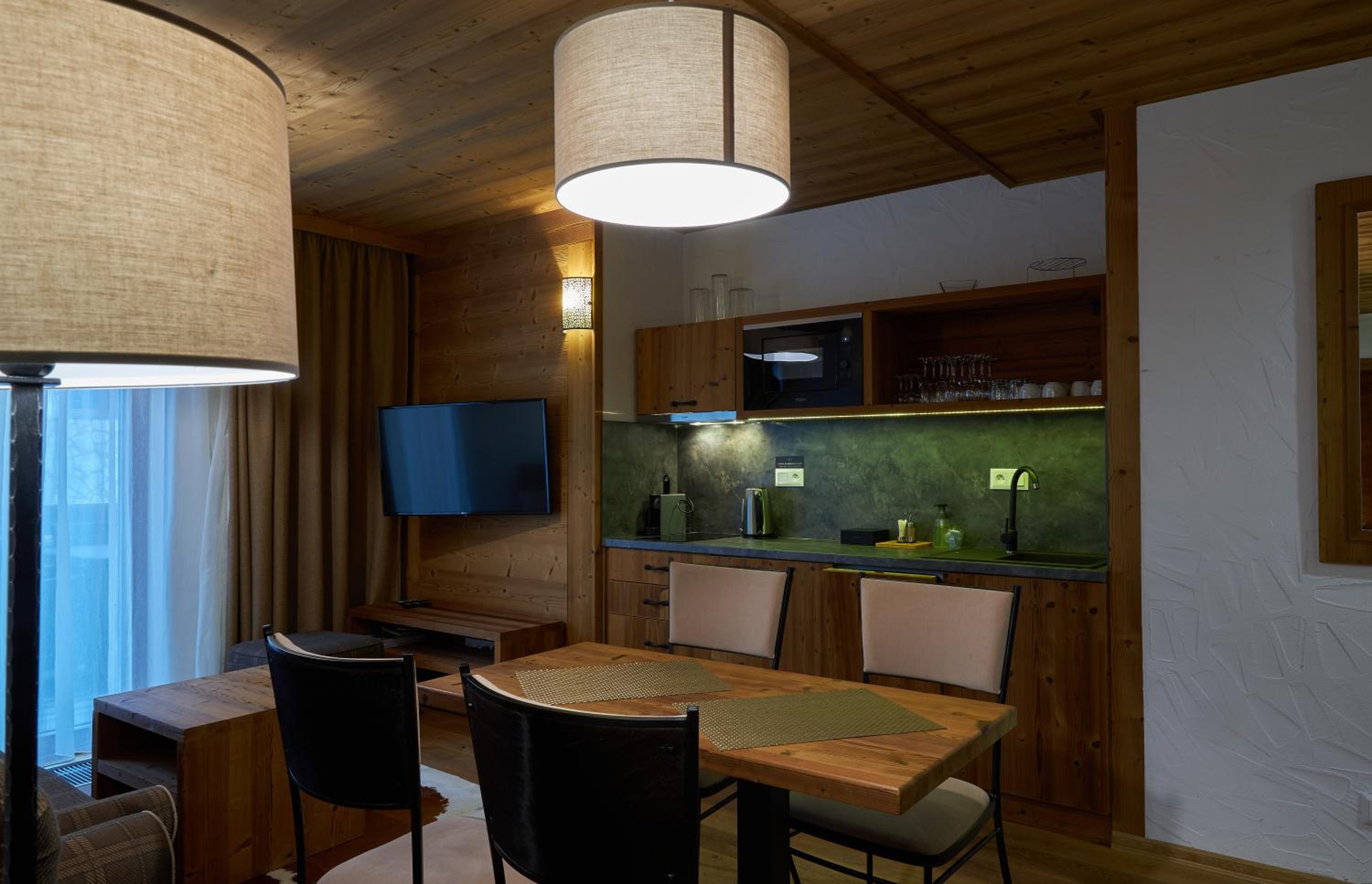 Chalets Jasná Centrum APARTMENT L - Free Jacuzzi & Sauna and Chopok view