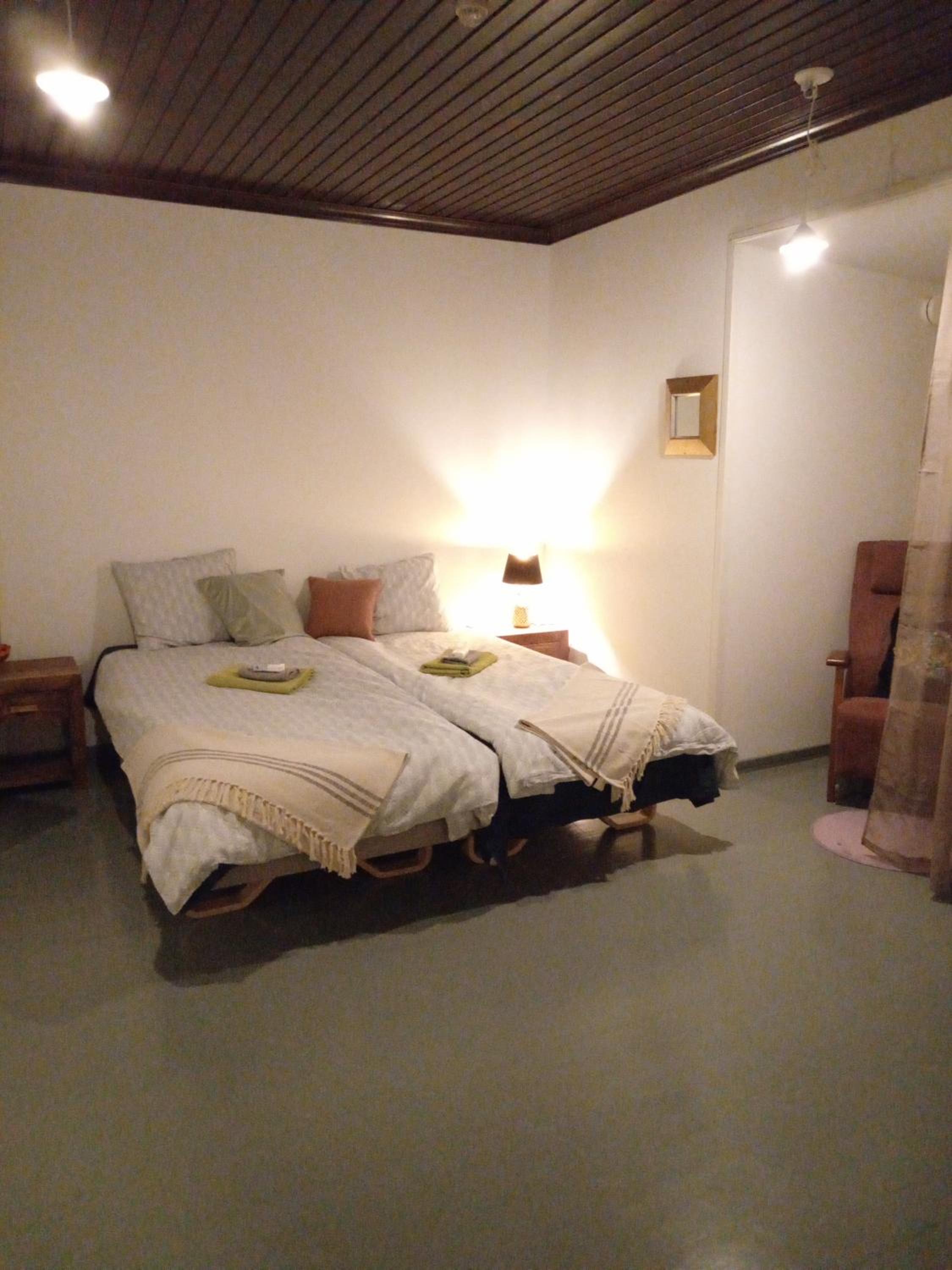 Photo 34