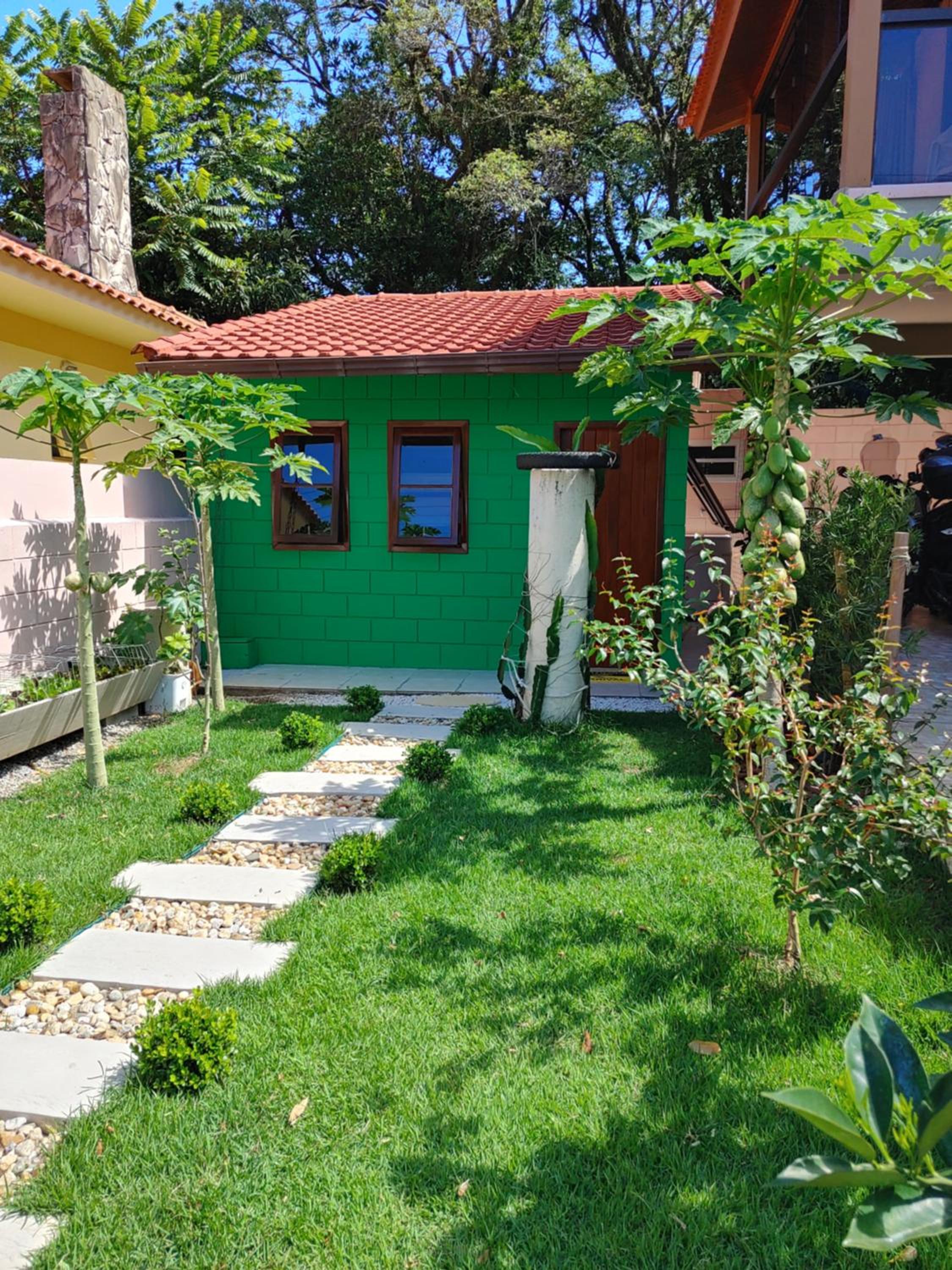 LagoMar Hostel