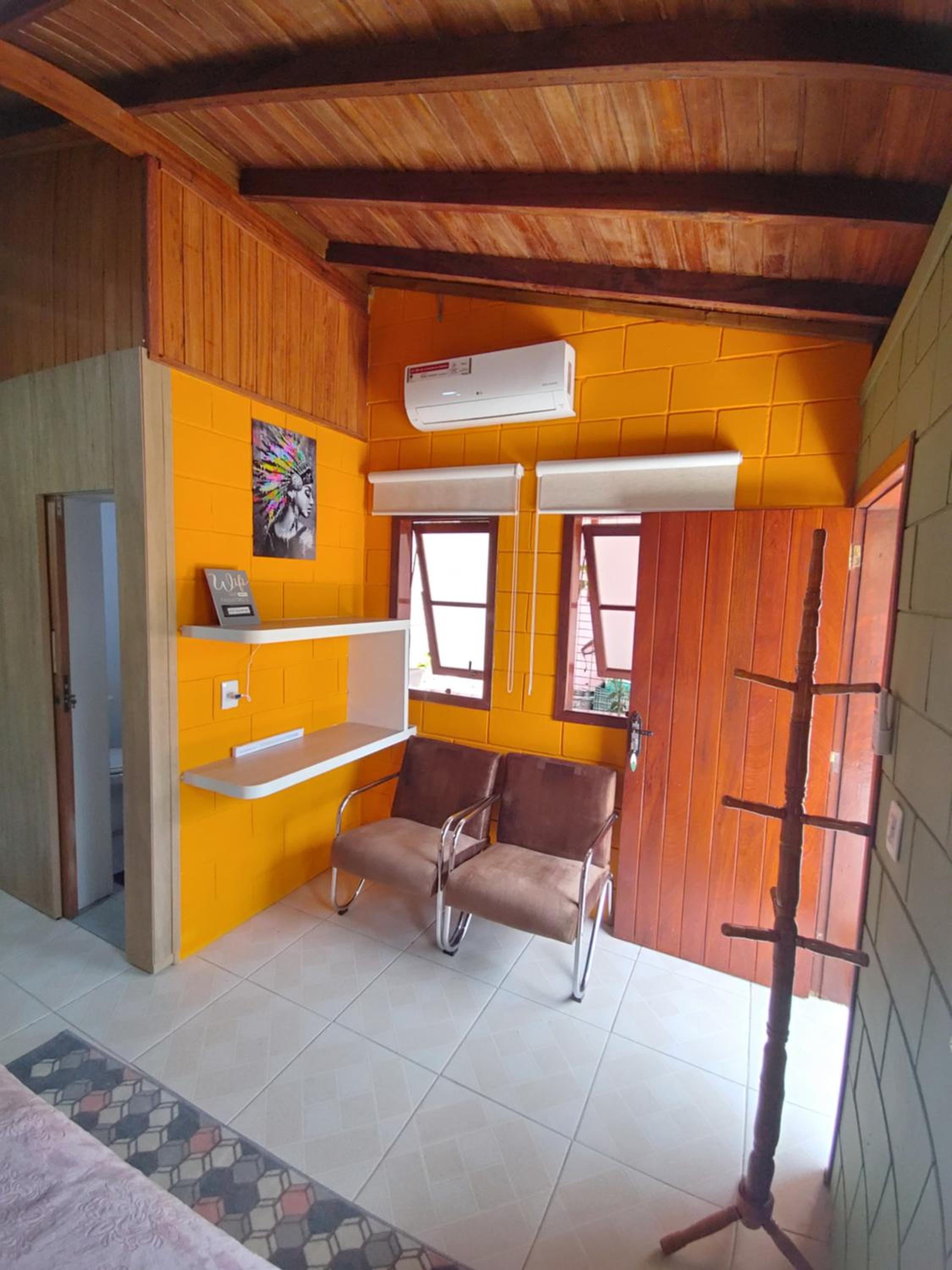 LagoMar Hostel