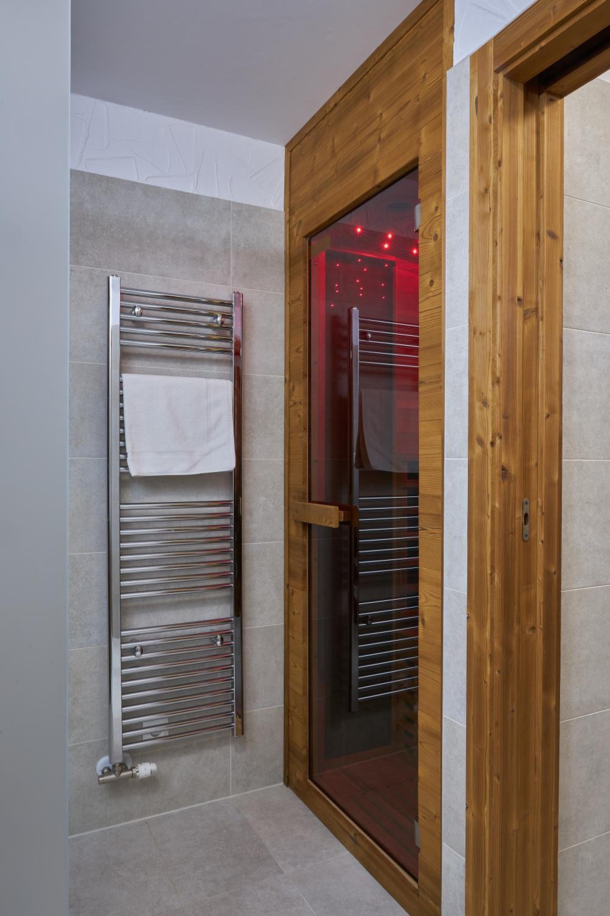 Chalets Jasná Centrum APARTMENT L - Free Jacuzzi & Sauna and Chopok view