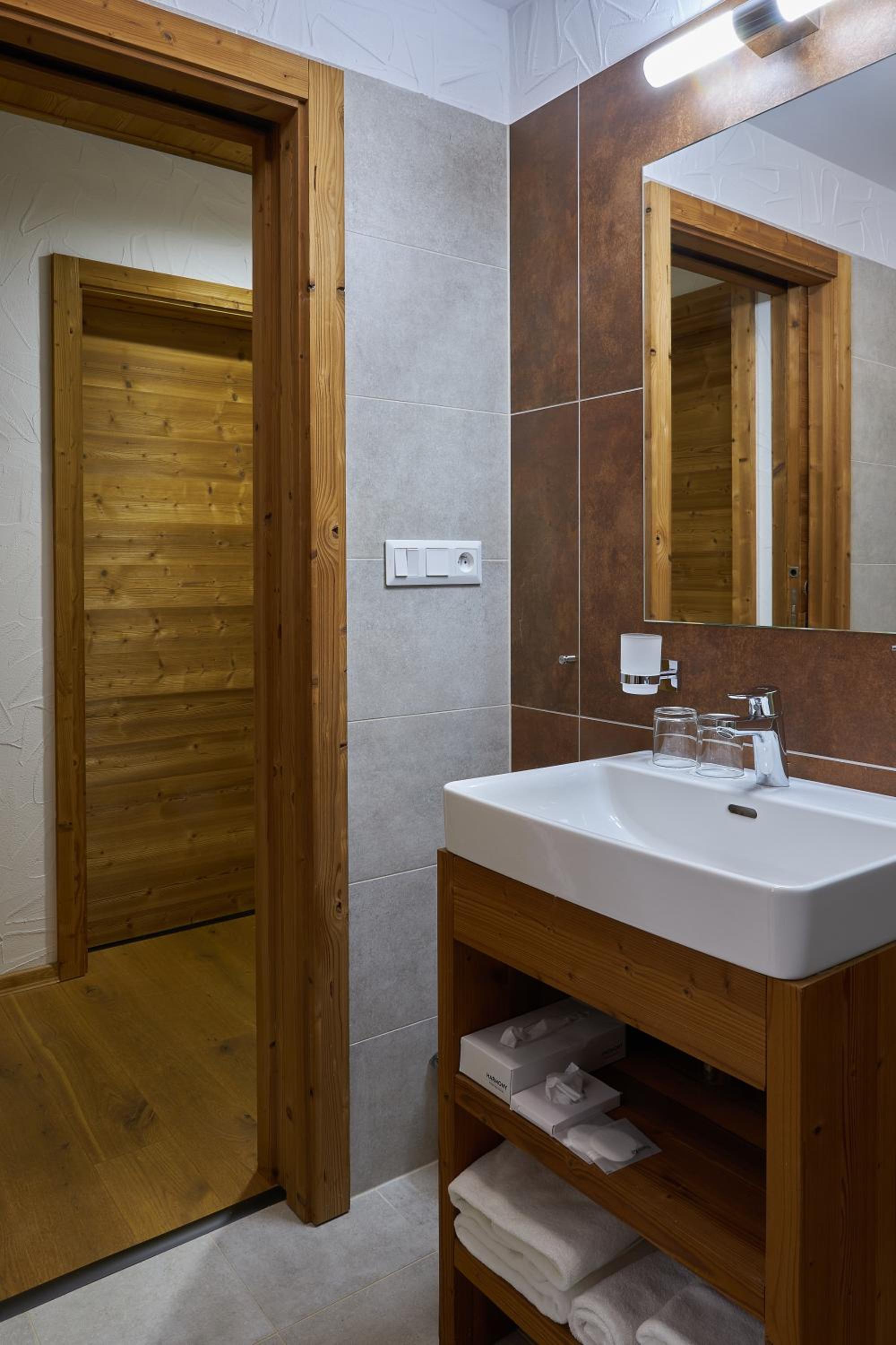 Chalets Jasná Centrum APARTMENT L - Free Jacuzzi & Sauna and Chopok view