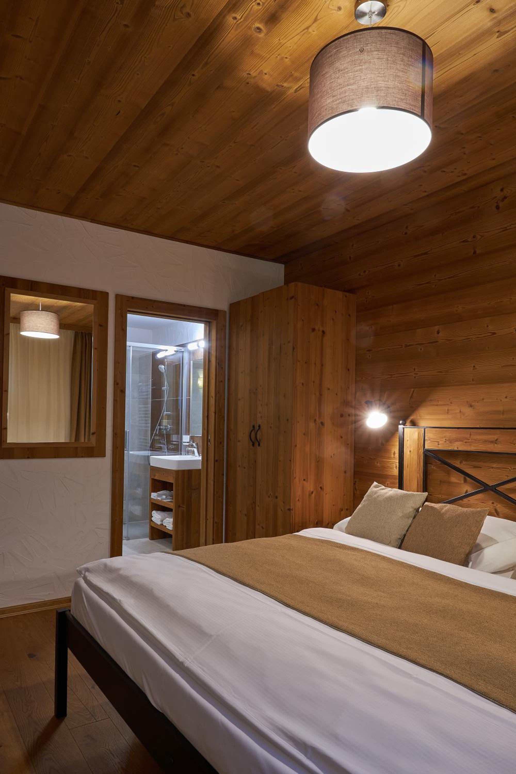 Chalets Jasná Centrum APARTMENT L - Free Jacuzzi & Sauna and Chopok view