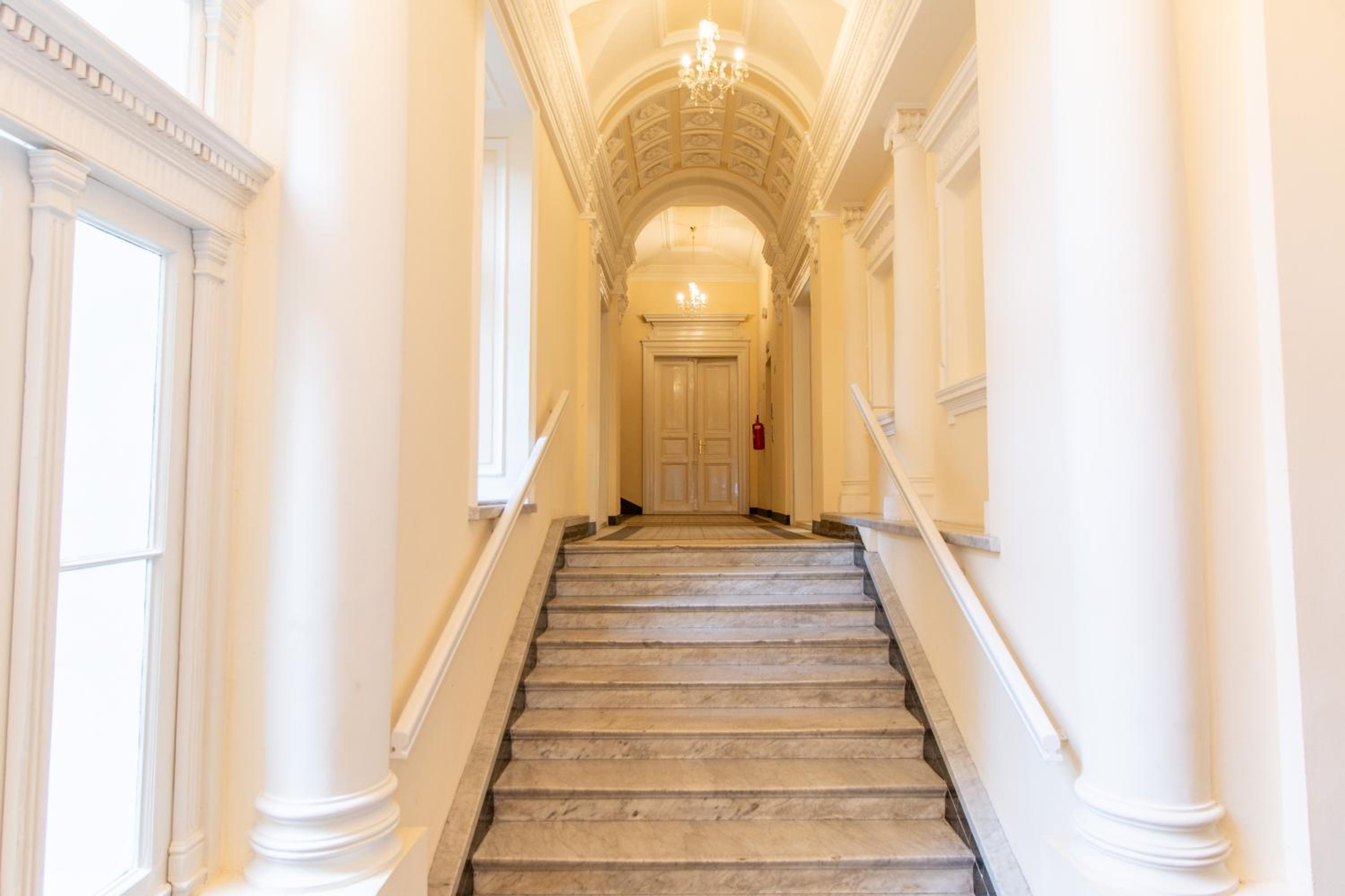 Washingtonova CR apartments