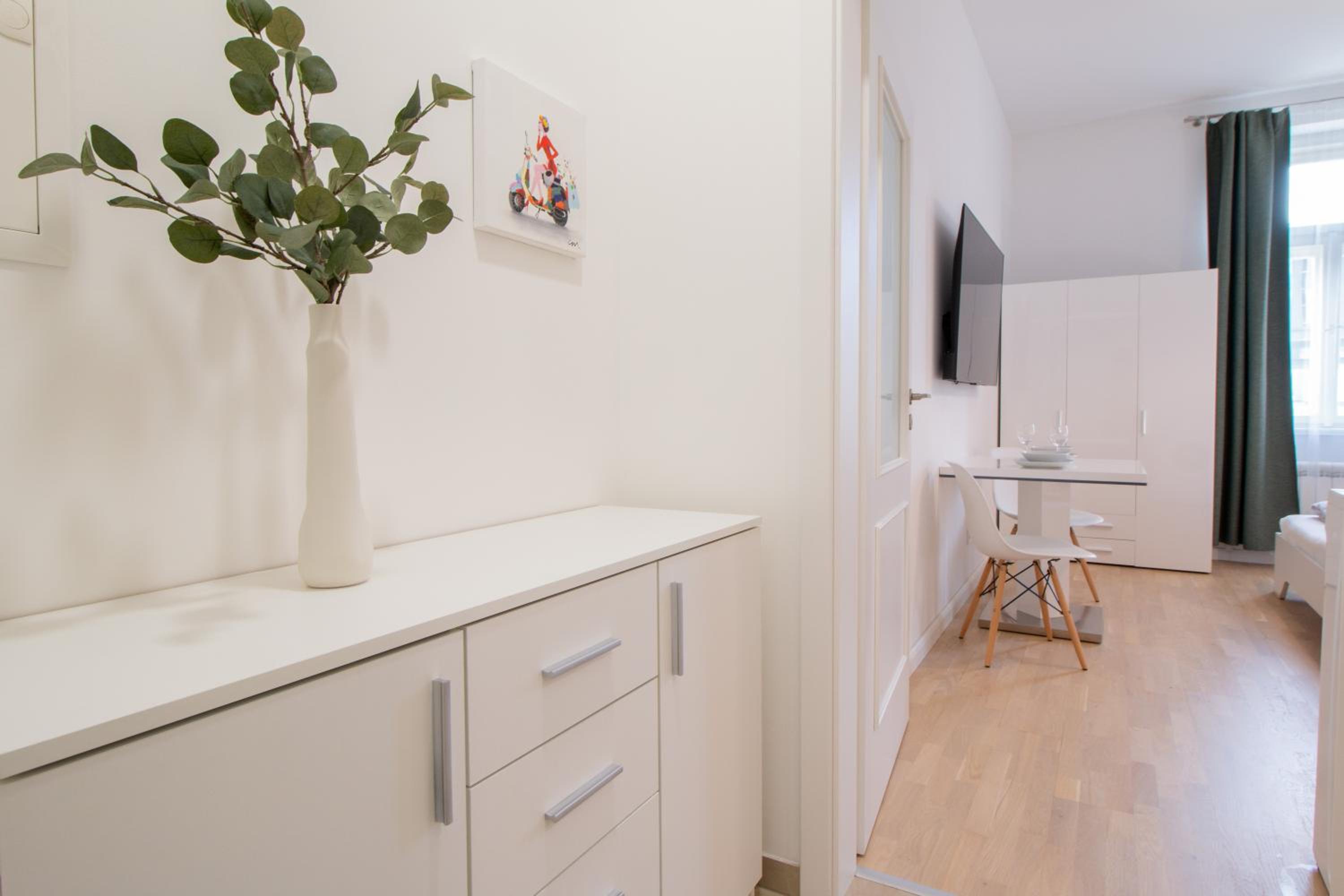 Washingtonova CR apartments